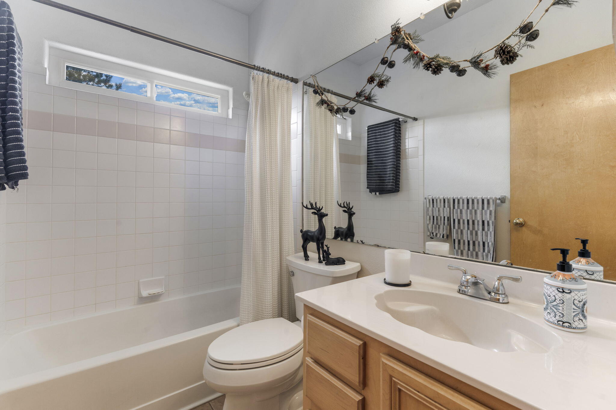 10224 Marin Drive NW