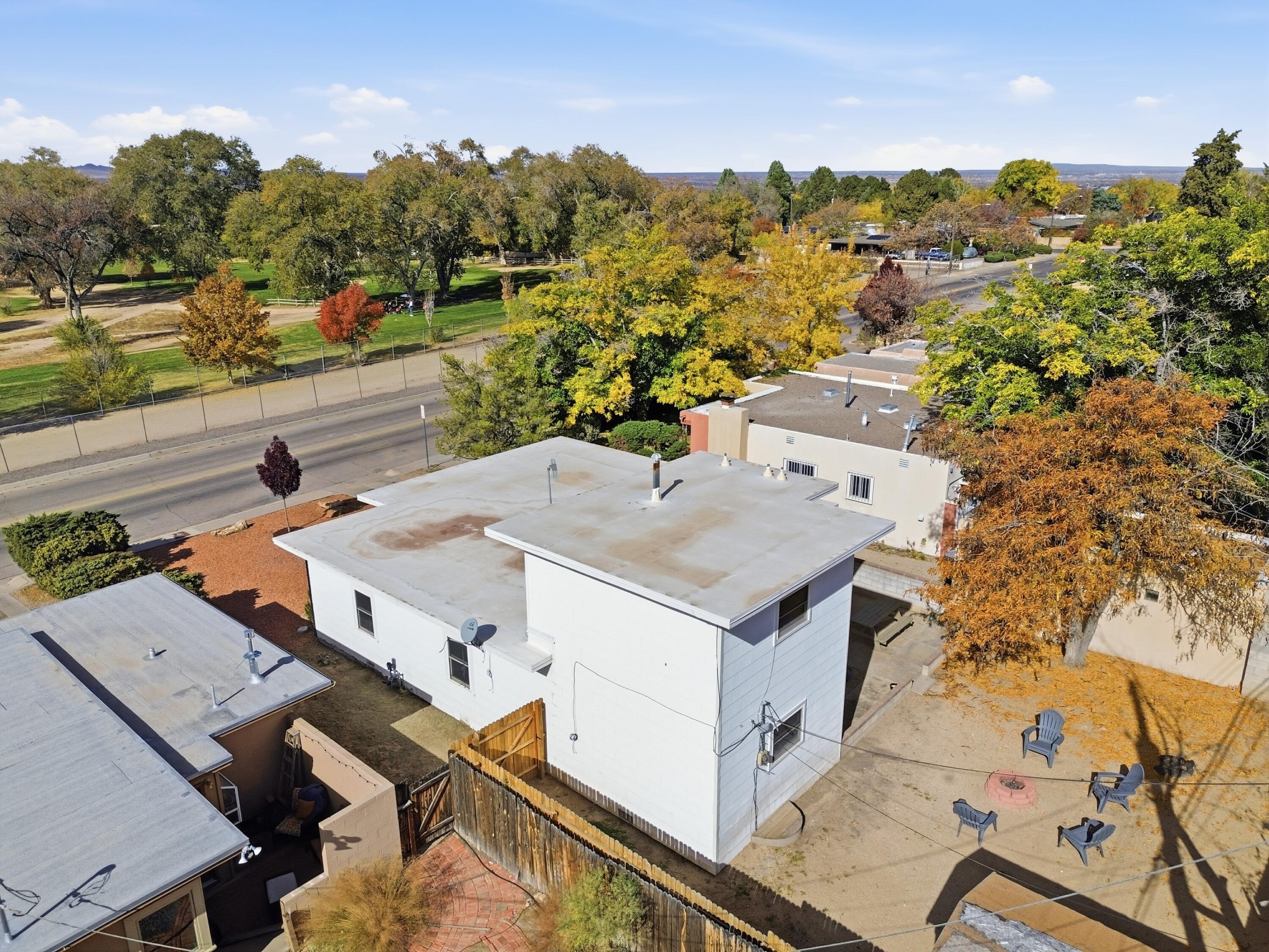 1320 Stanford Drive NE