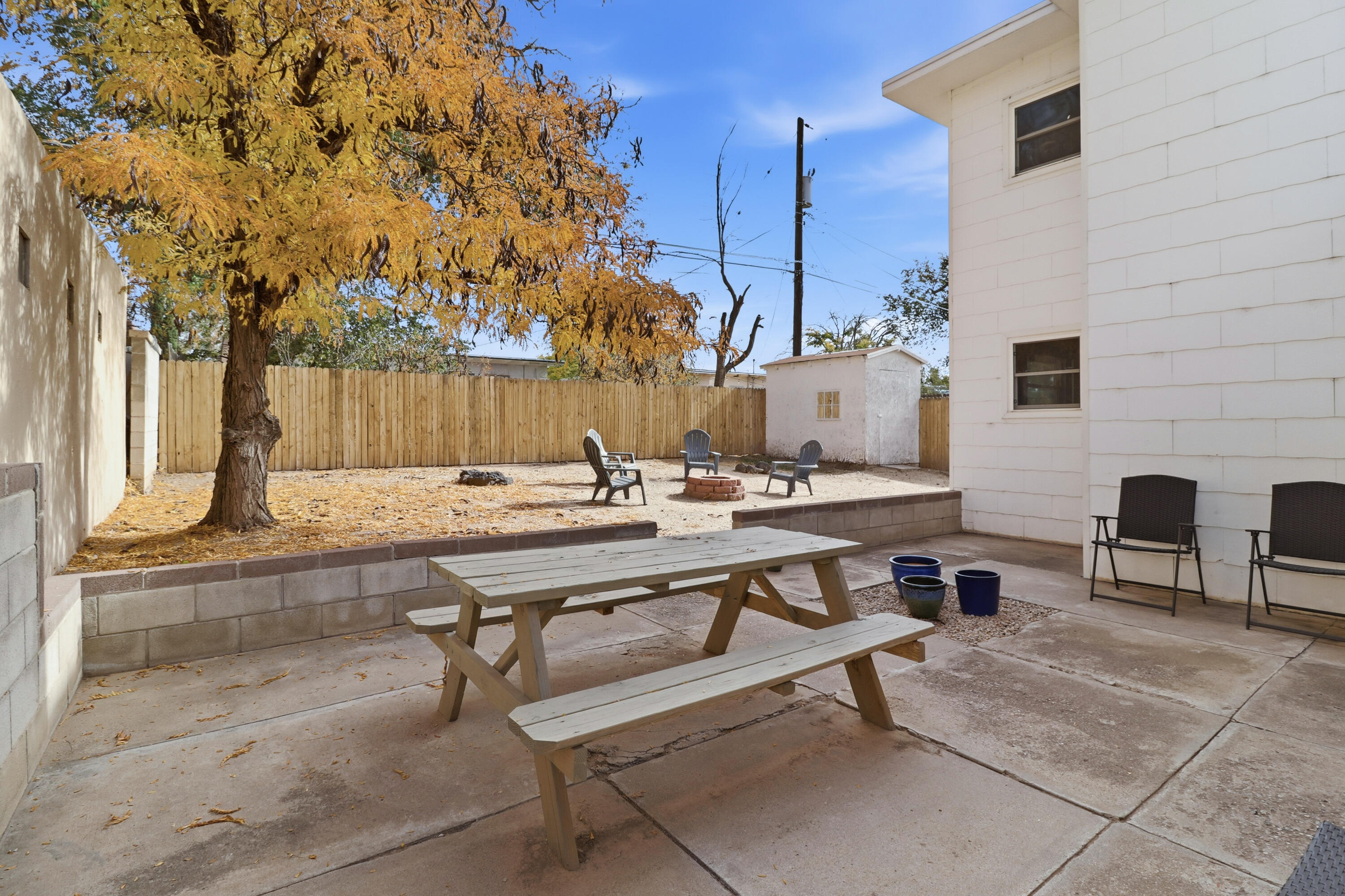 1320 Stanford Drive NE