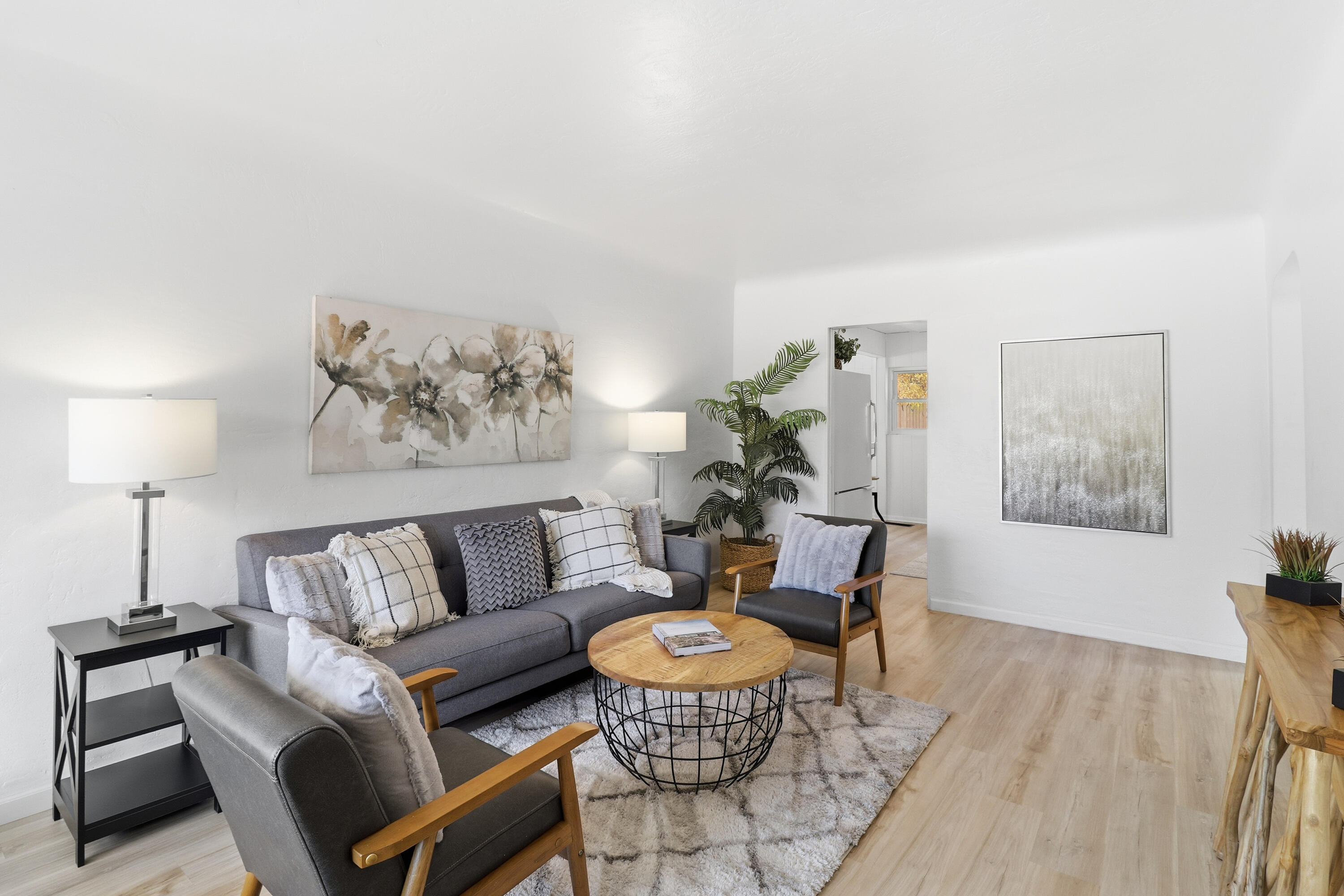 1320 Stanford Drive NE