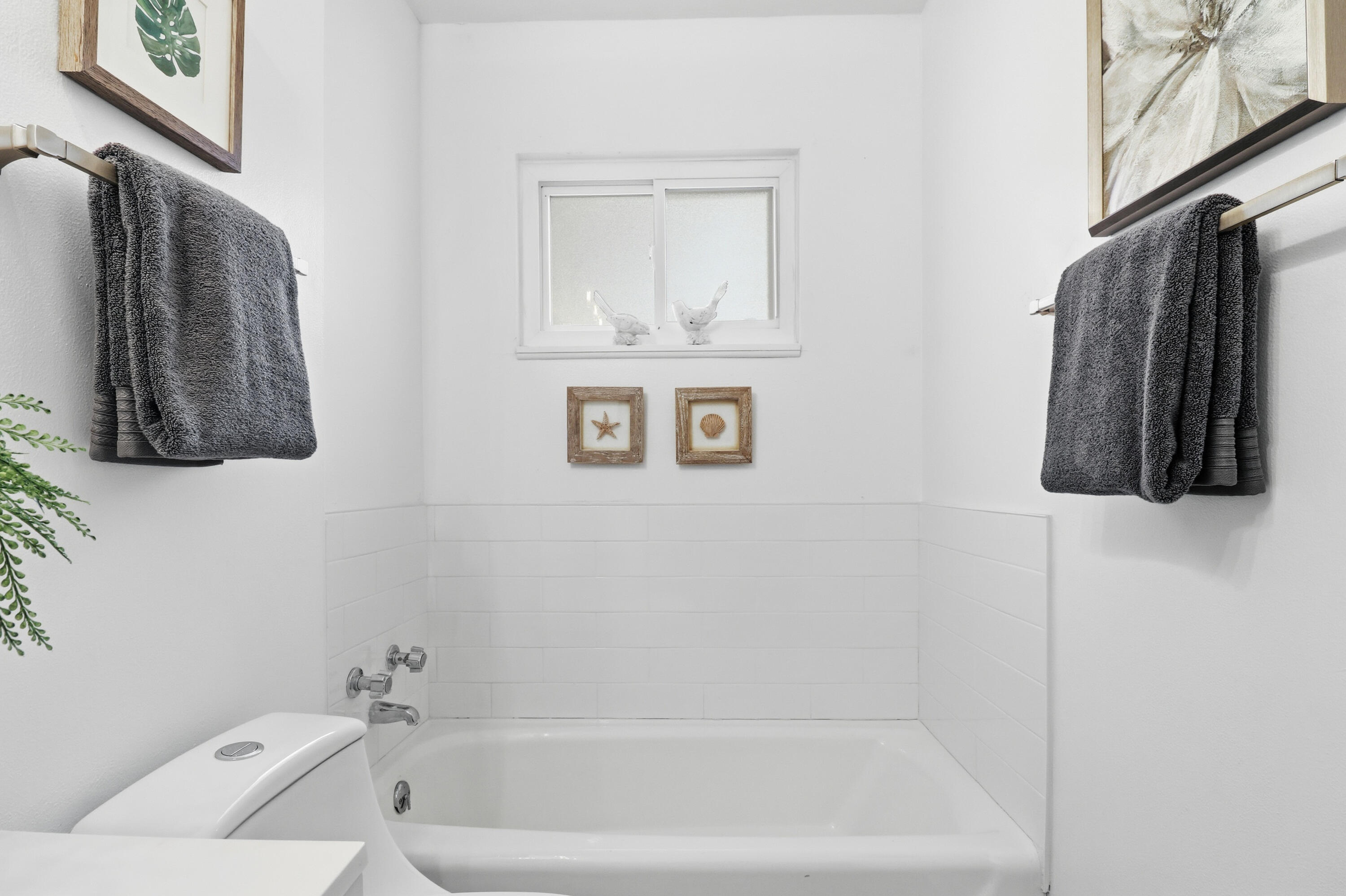 1320 Stanford Drive NE