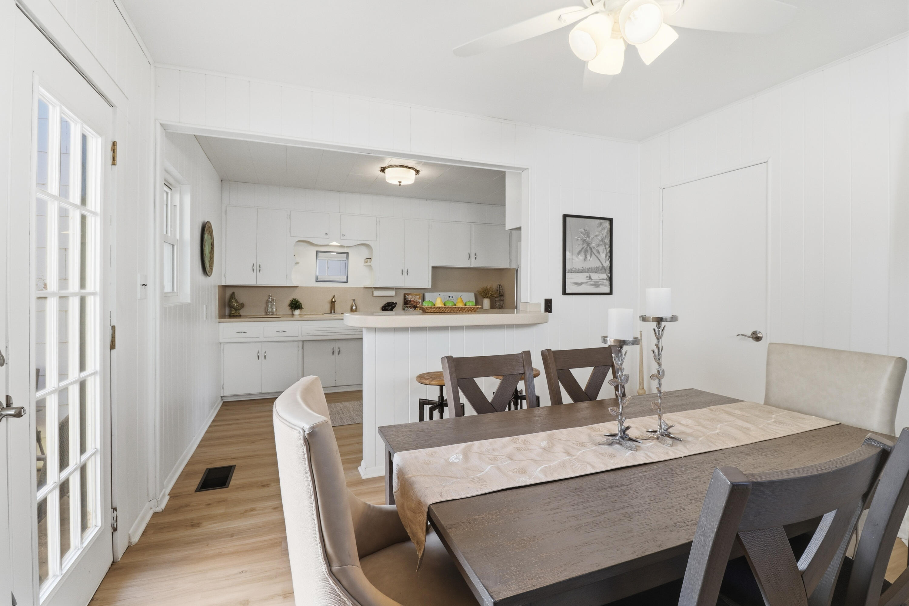 1320 Stanford Drive NE