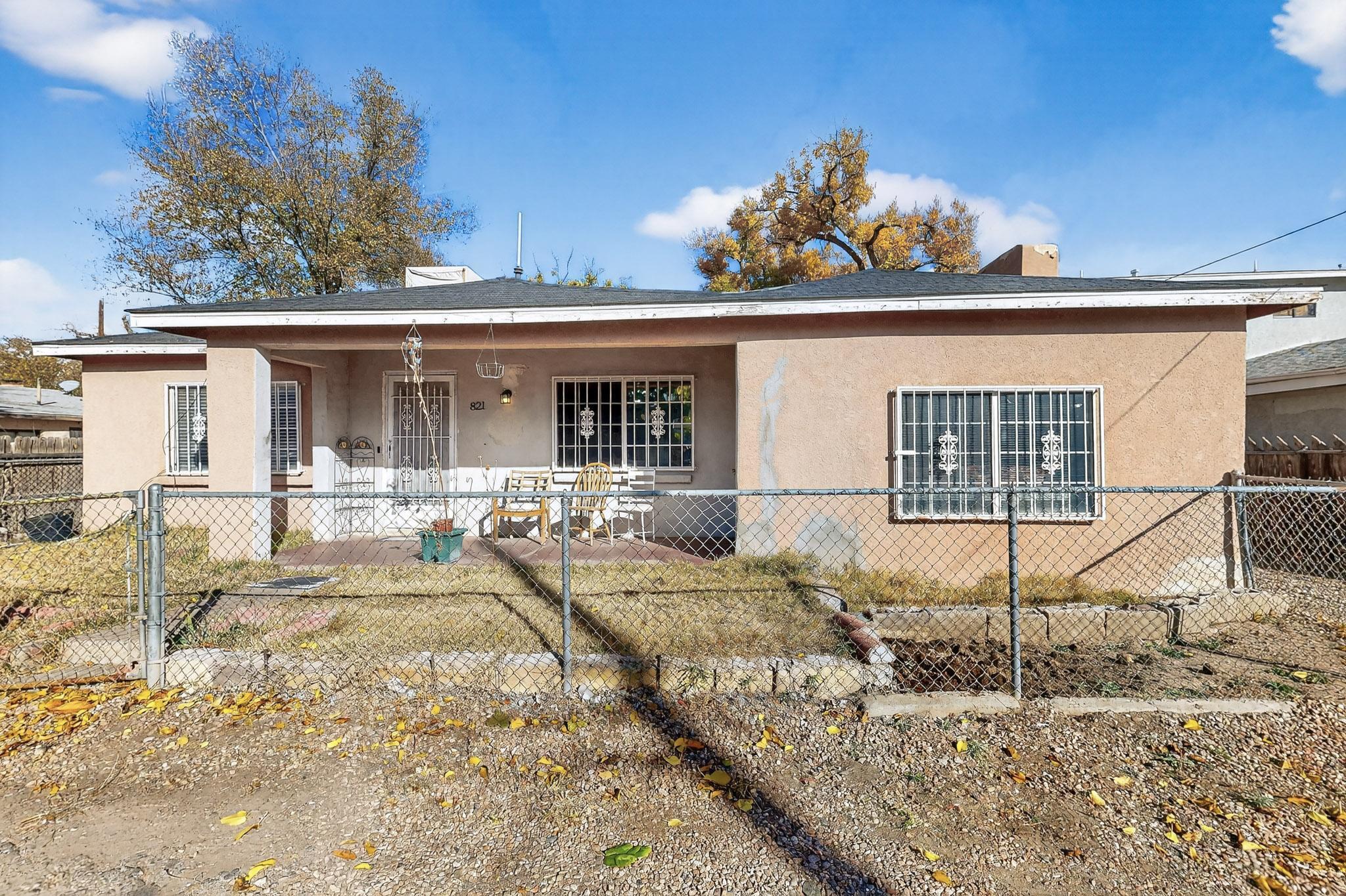 821 WHITING Road SW
