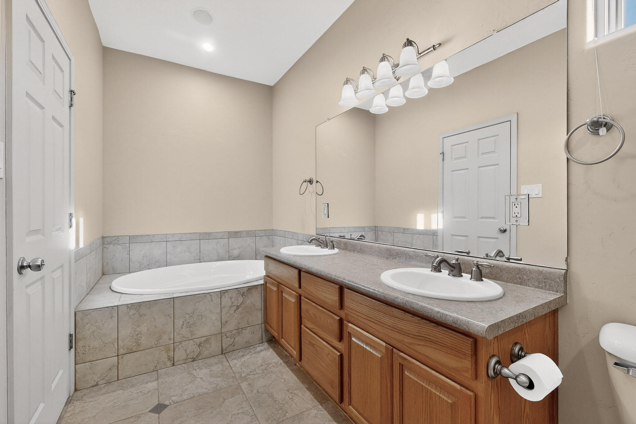 3 Evening Star Court