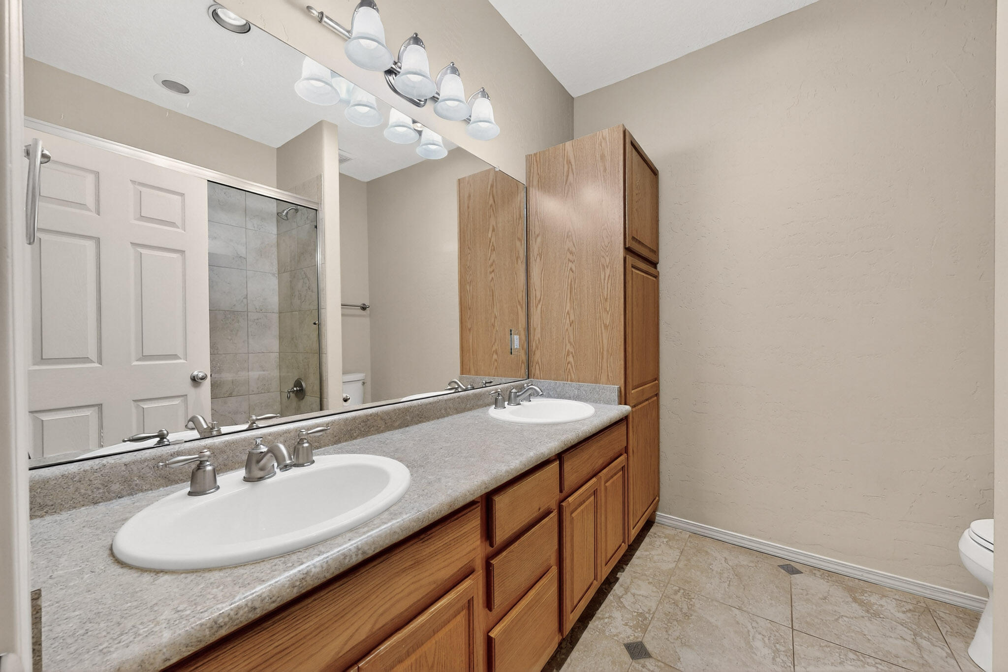 3 Evening Star Court