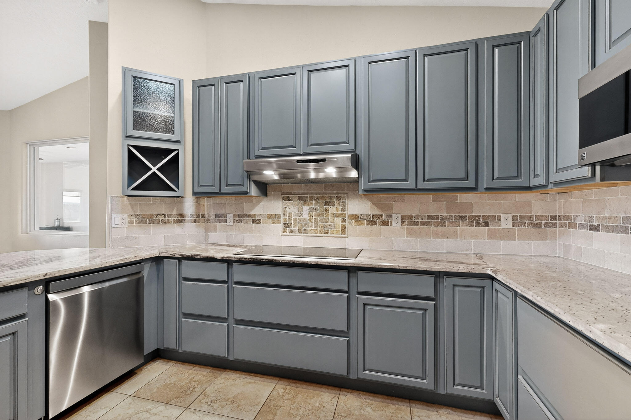 3 Evening Star Court