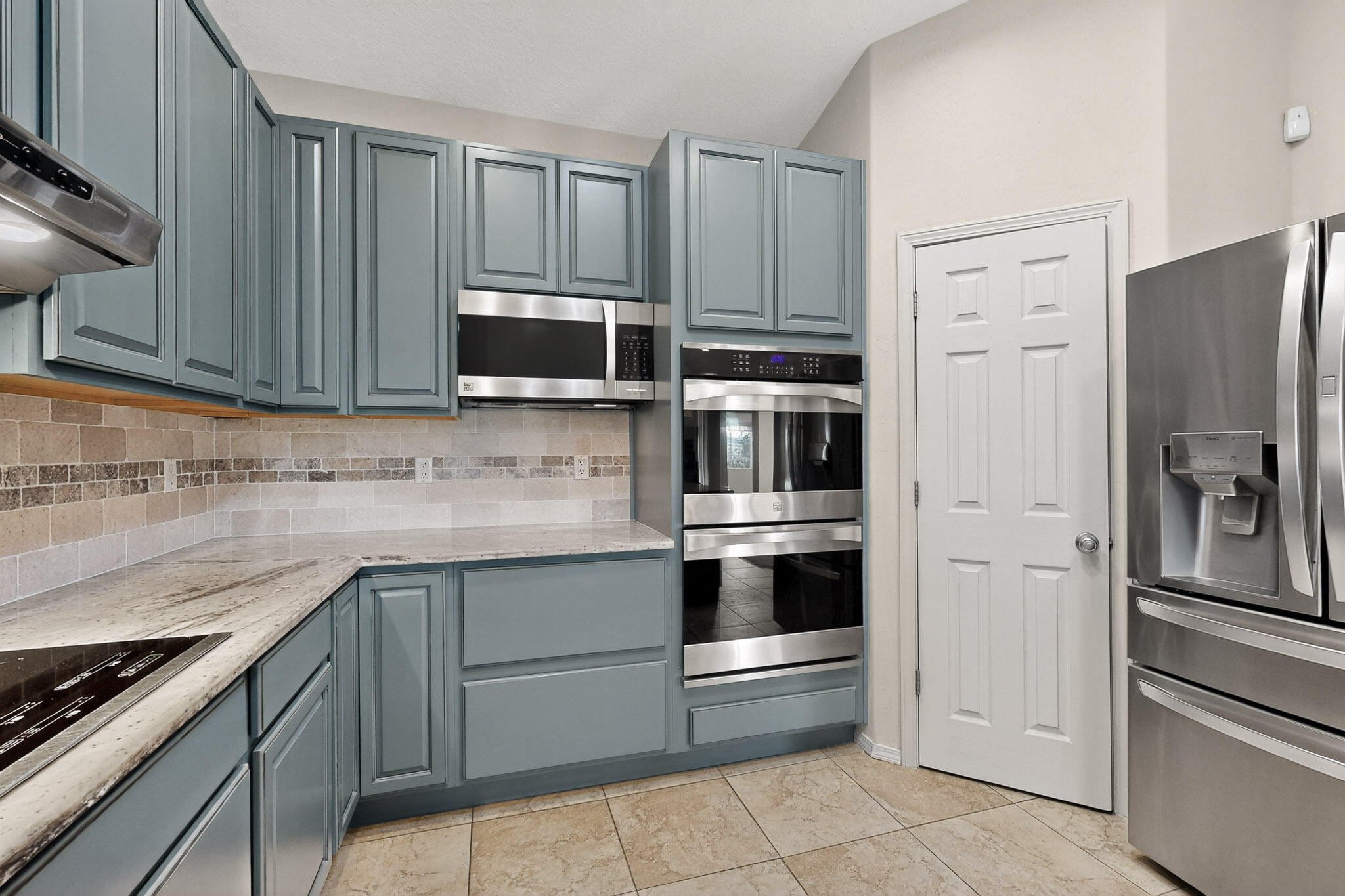 3 Evening Star Court