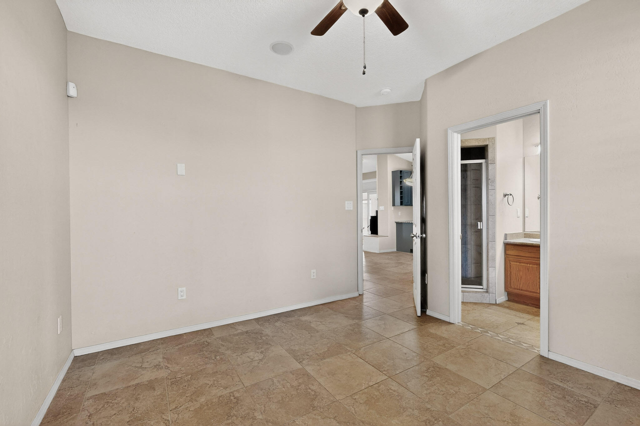 3 Evening Star Court