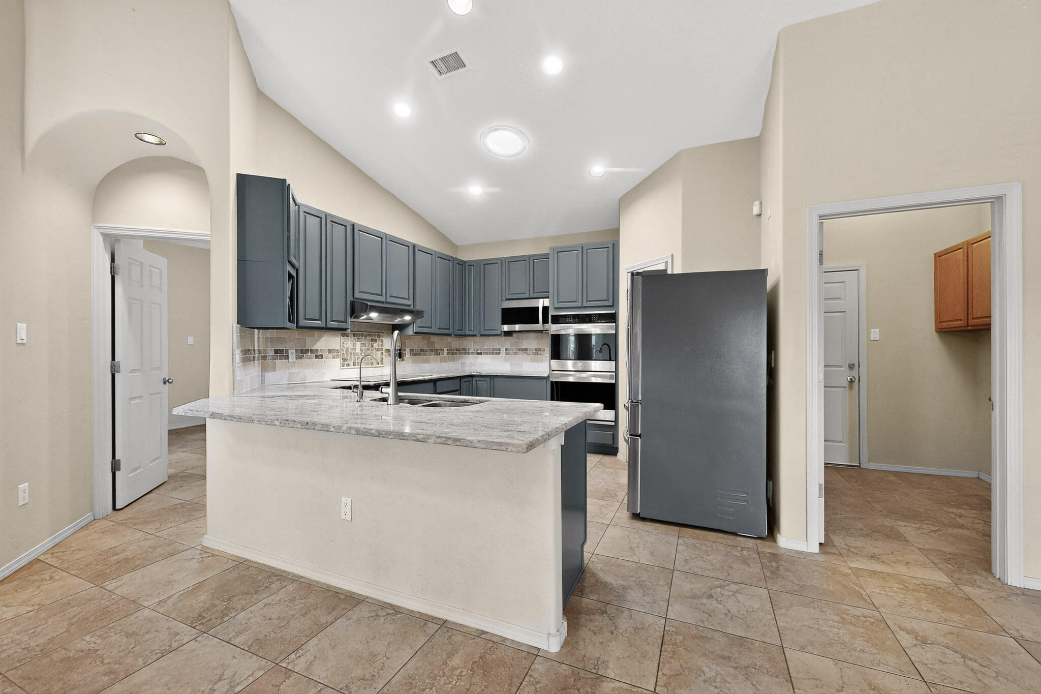 3 Evening Star Court