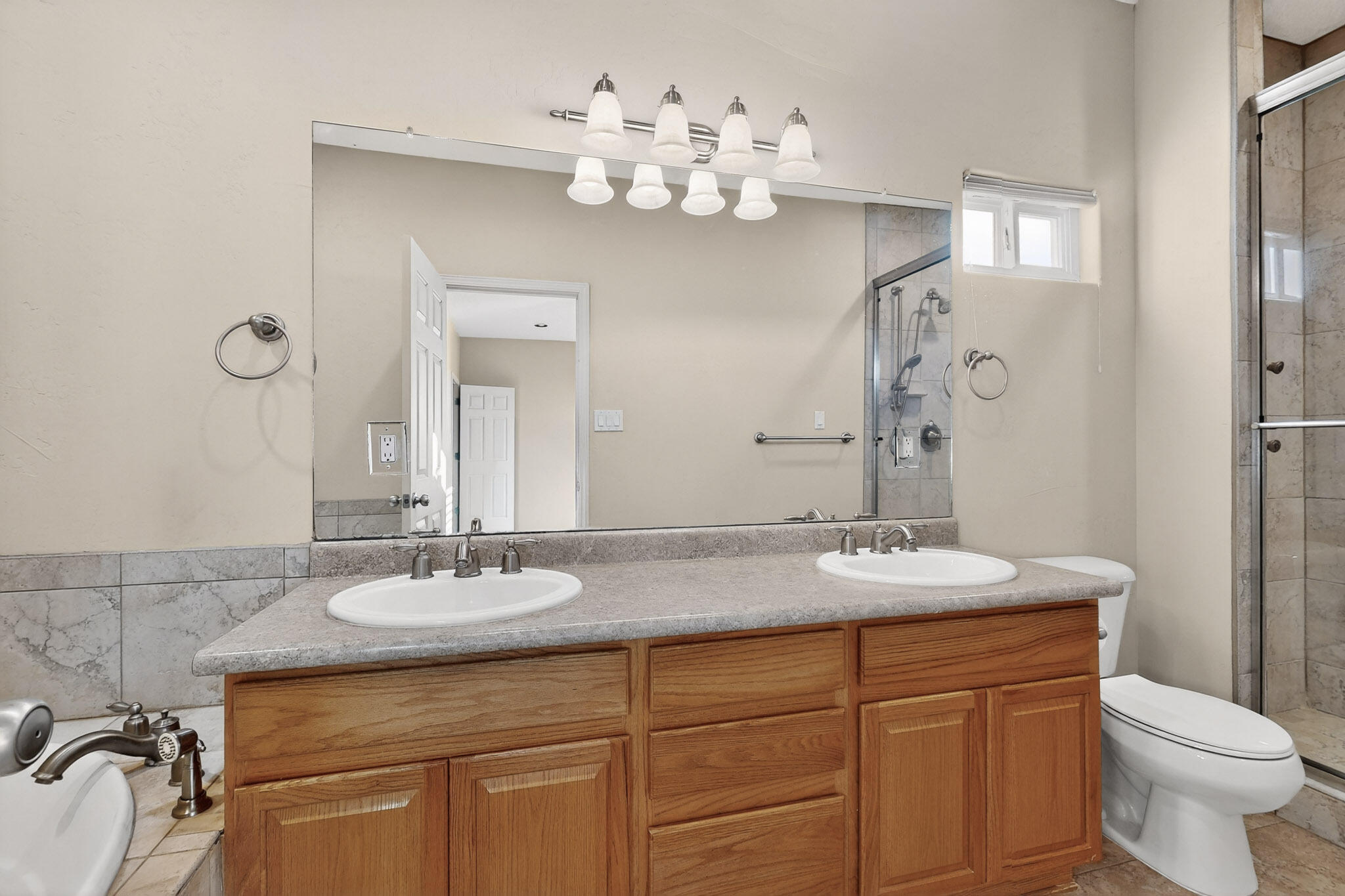 3 Evening Star Court