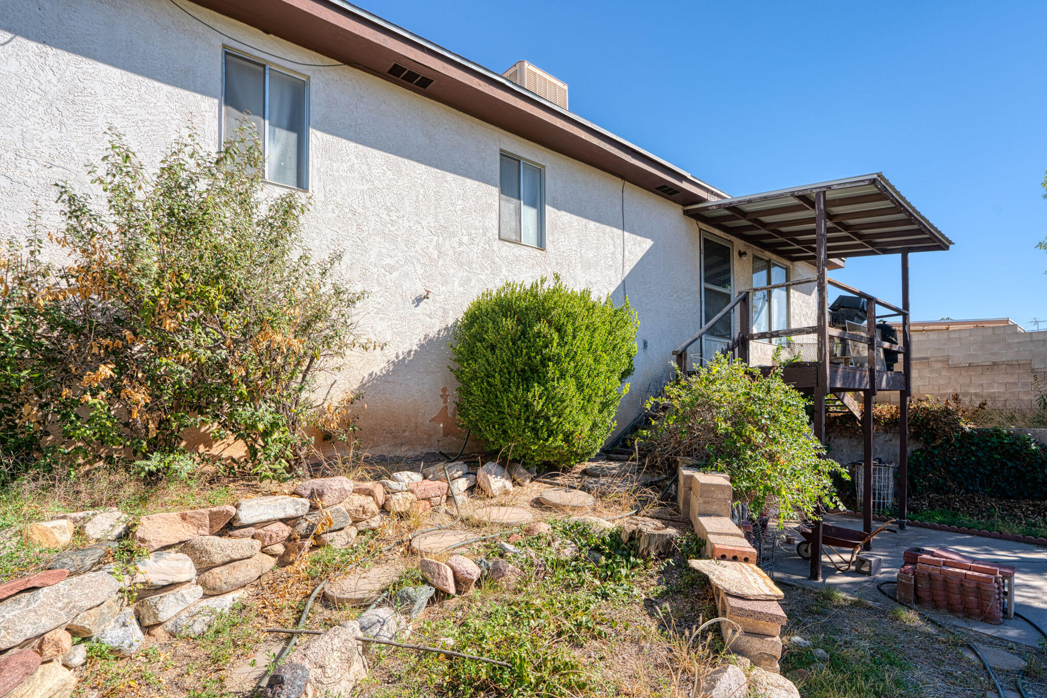 1701 Chelwood Park Boulevard NE