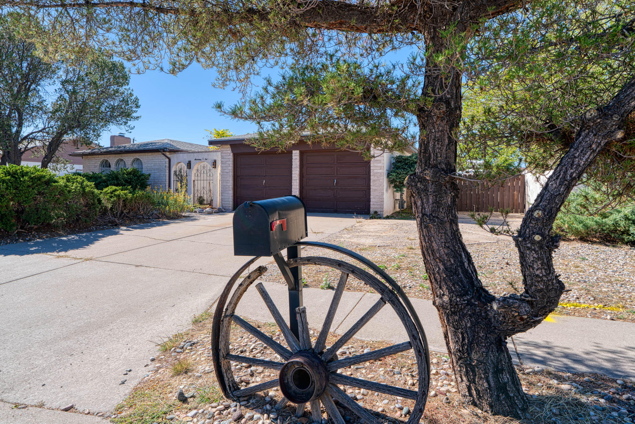 1701 Chelwood Park Boulevard NE