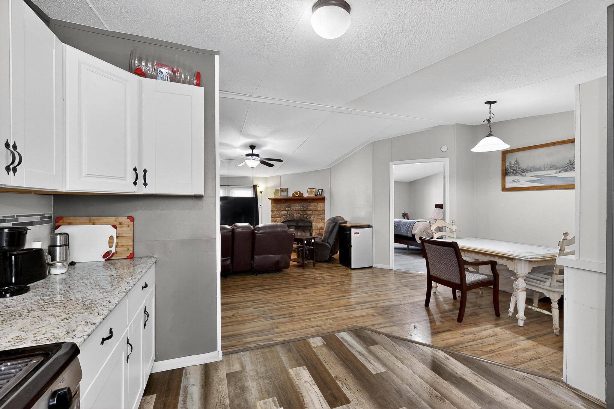 30 Camino De Los Chavez