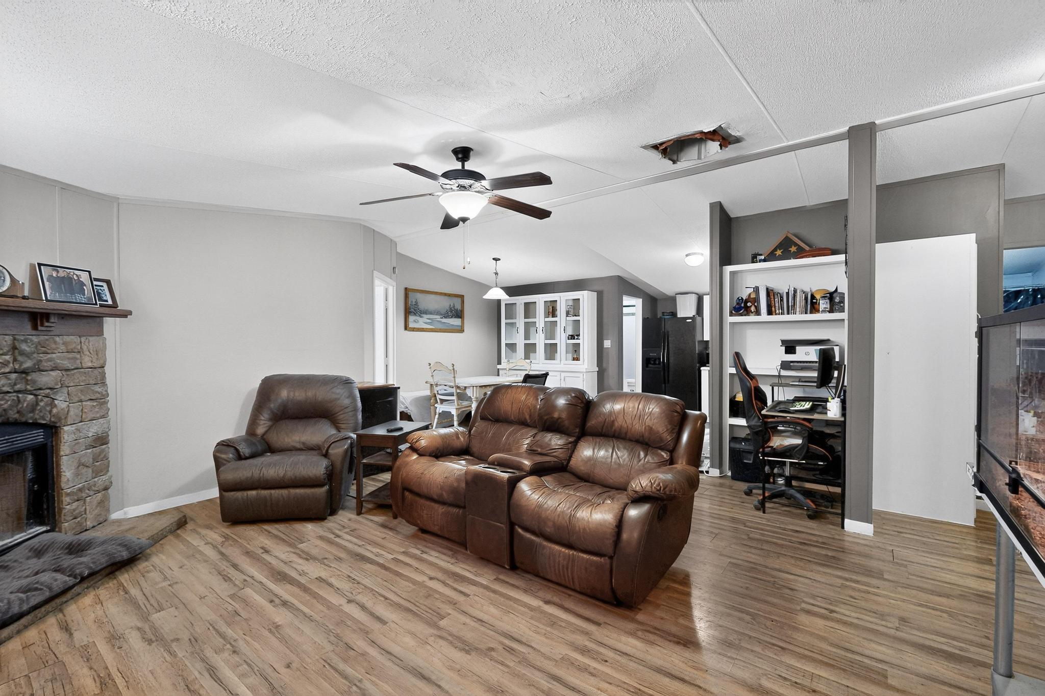 30 Camino De Los Chavez