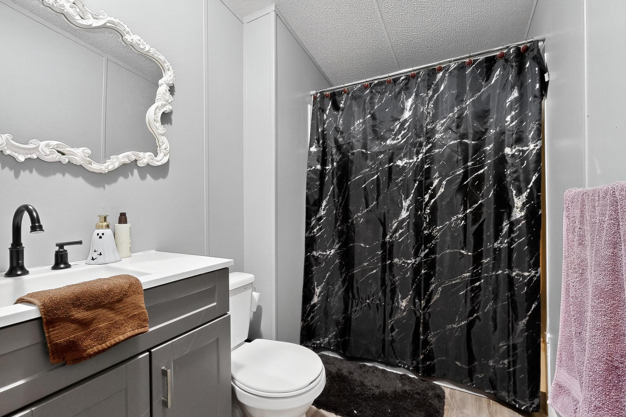 30 Camino De Los Chavez