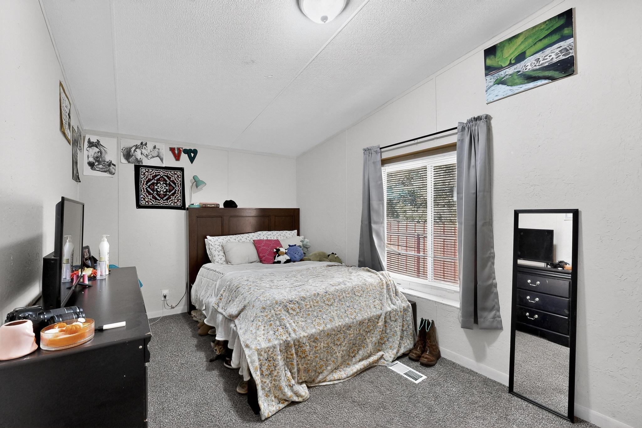 30 Camino De Los Chavez