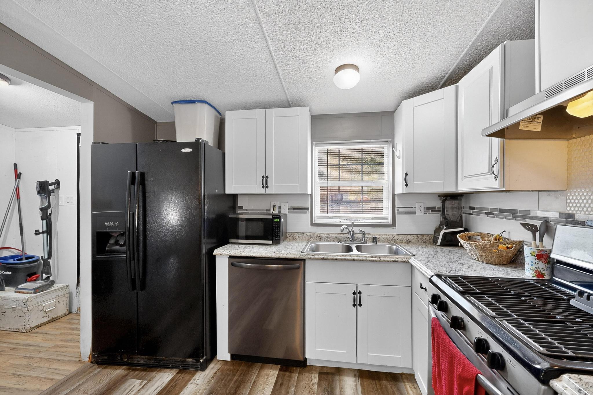 30 Camino De Los Chavez