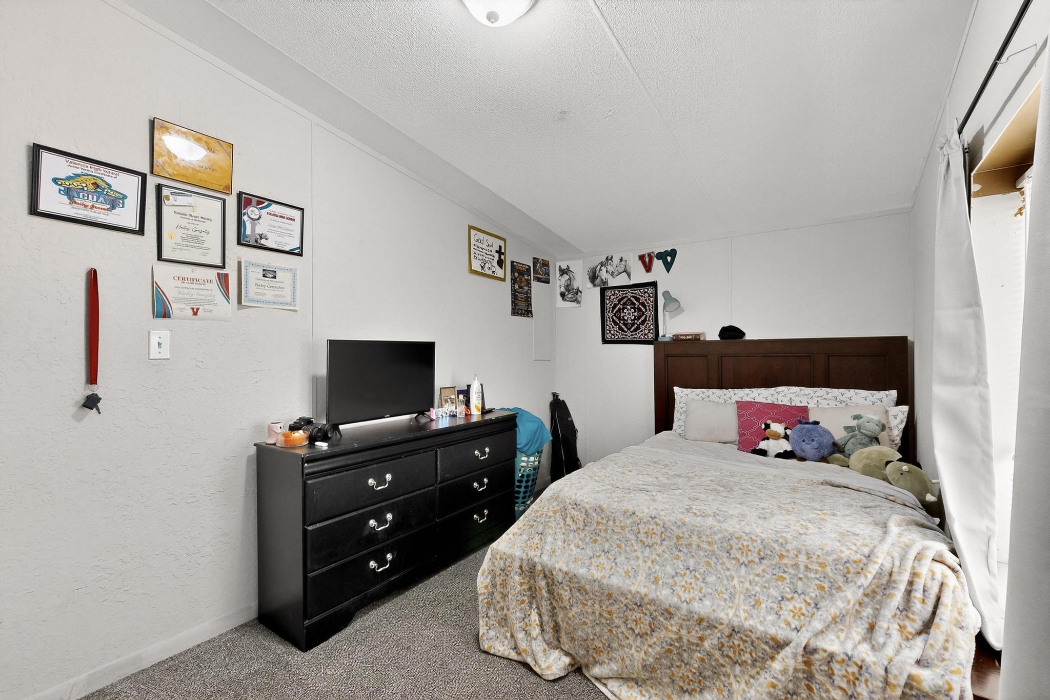 30 Camino De Los Chavez