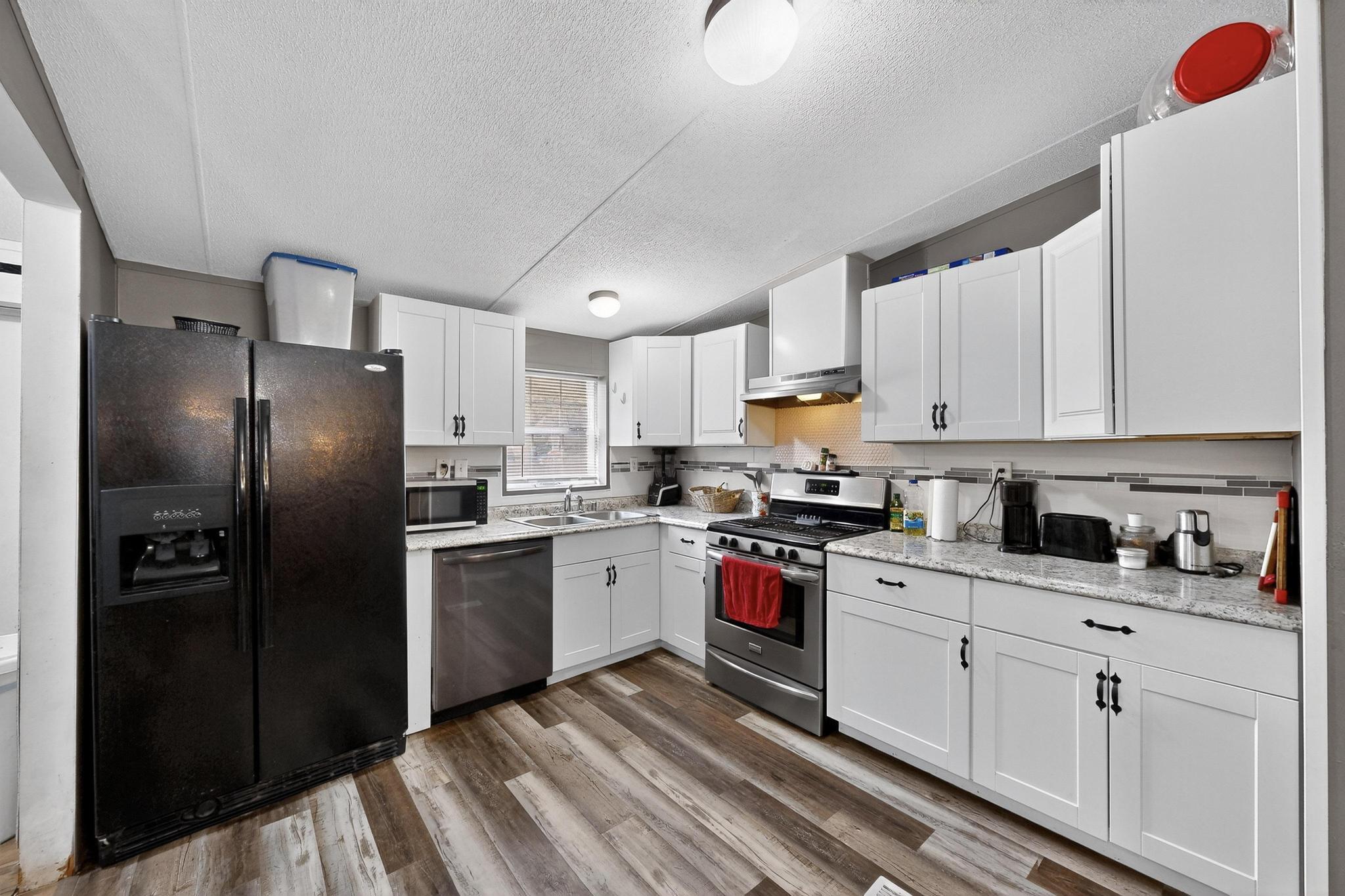 30 Camino De Los Chavez