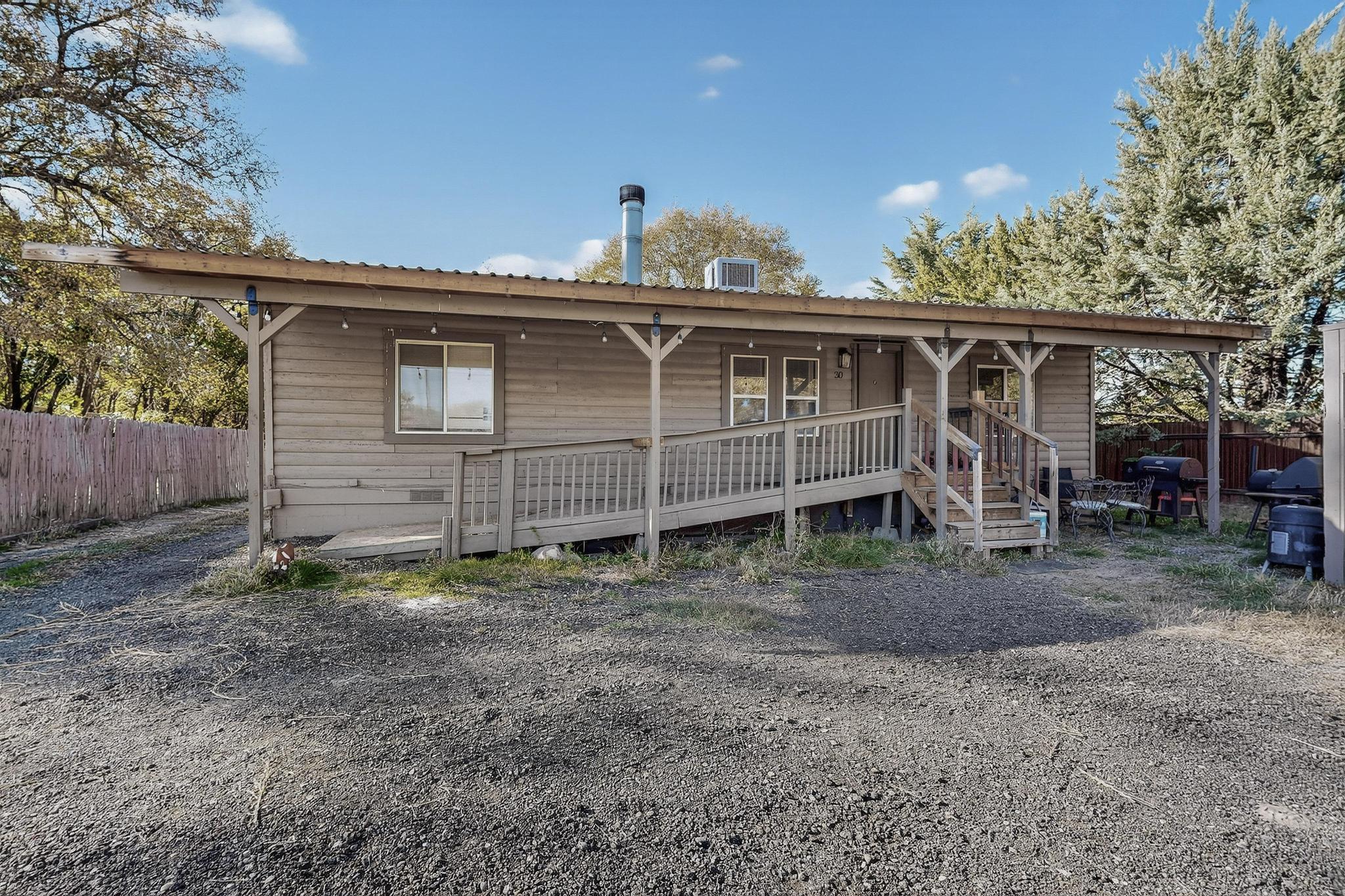 30 Camino De Los Chavez