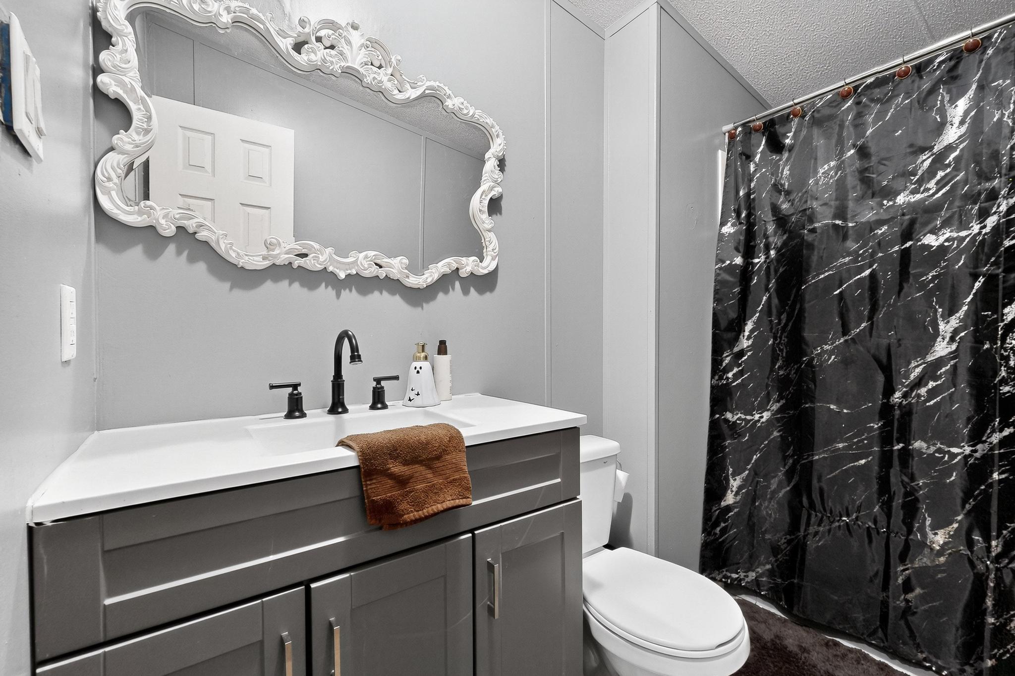 30 Camino De Los Chavez