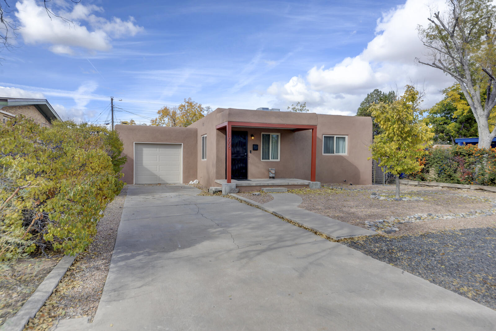 1005 Princeton Drive NE