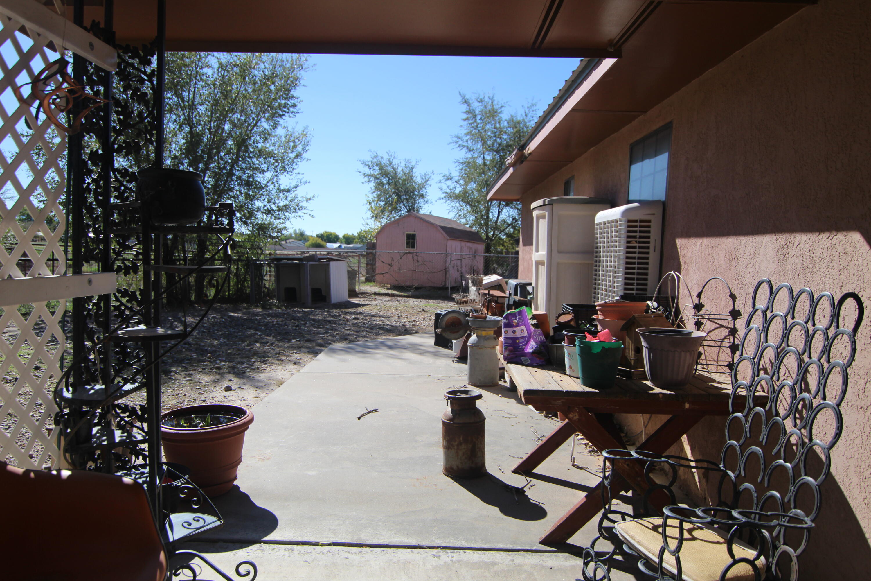 652 Helen Circle