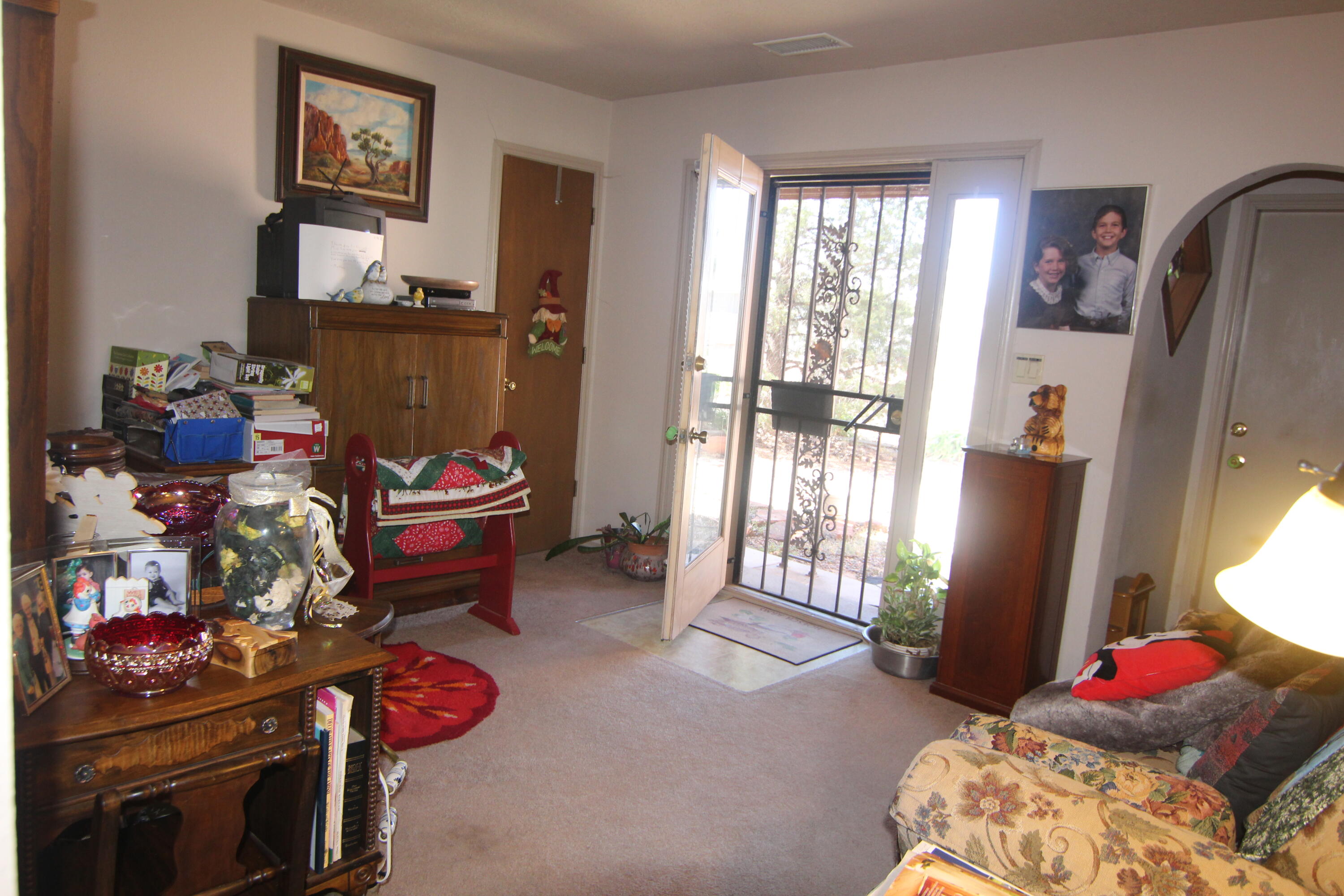652 Helen Circle