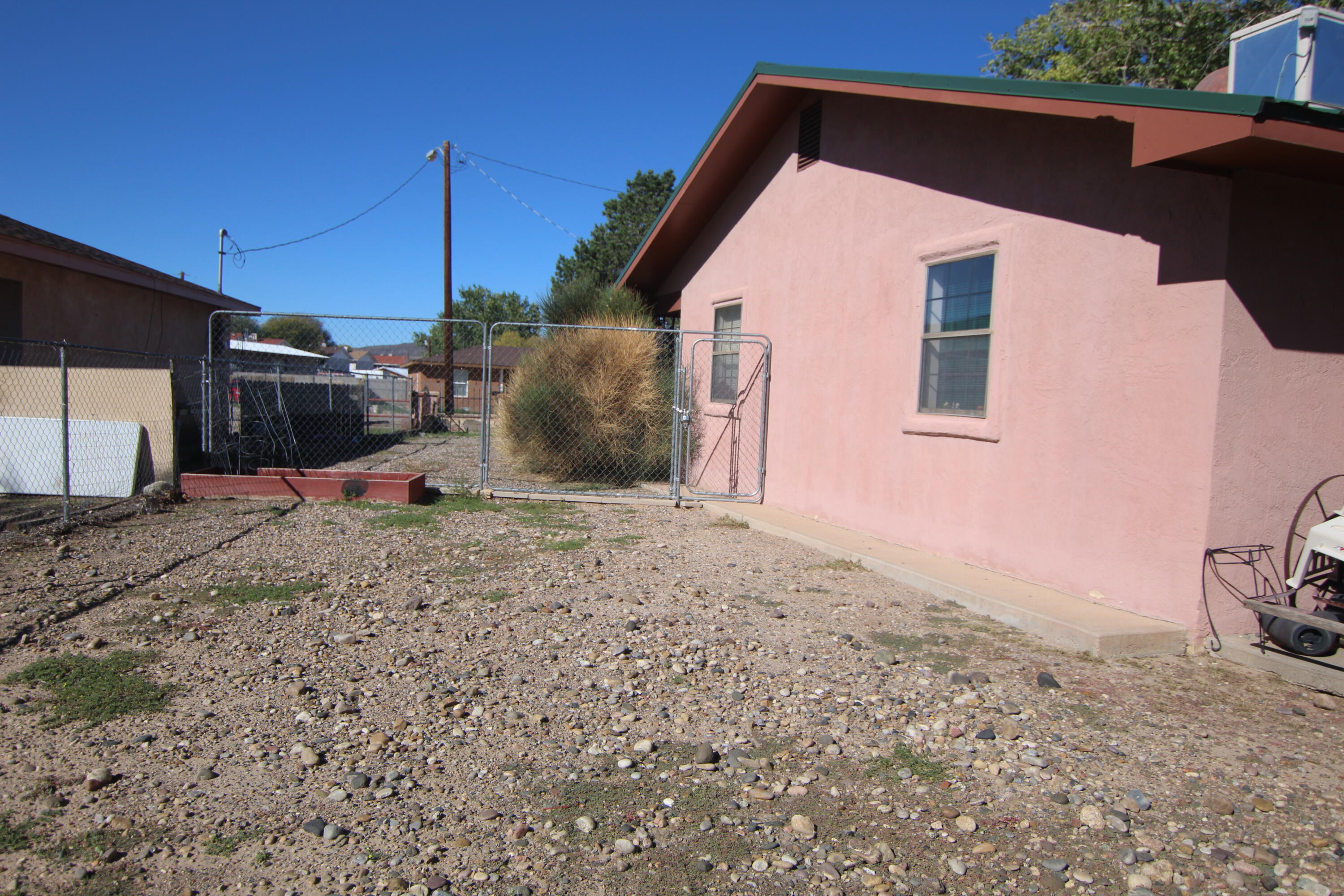 652 Helen Circle