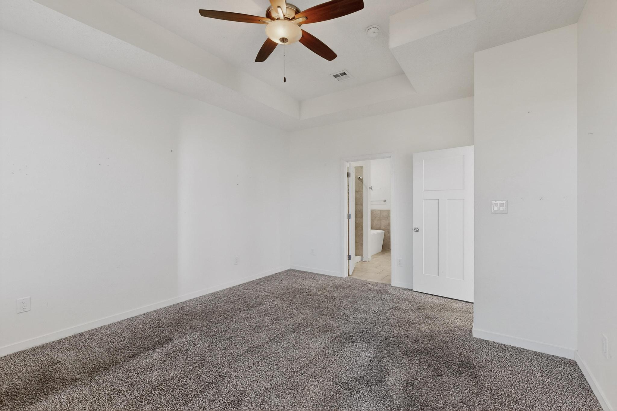 2634 Camino Plata Loop NE