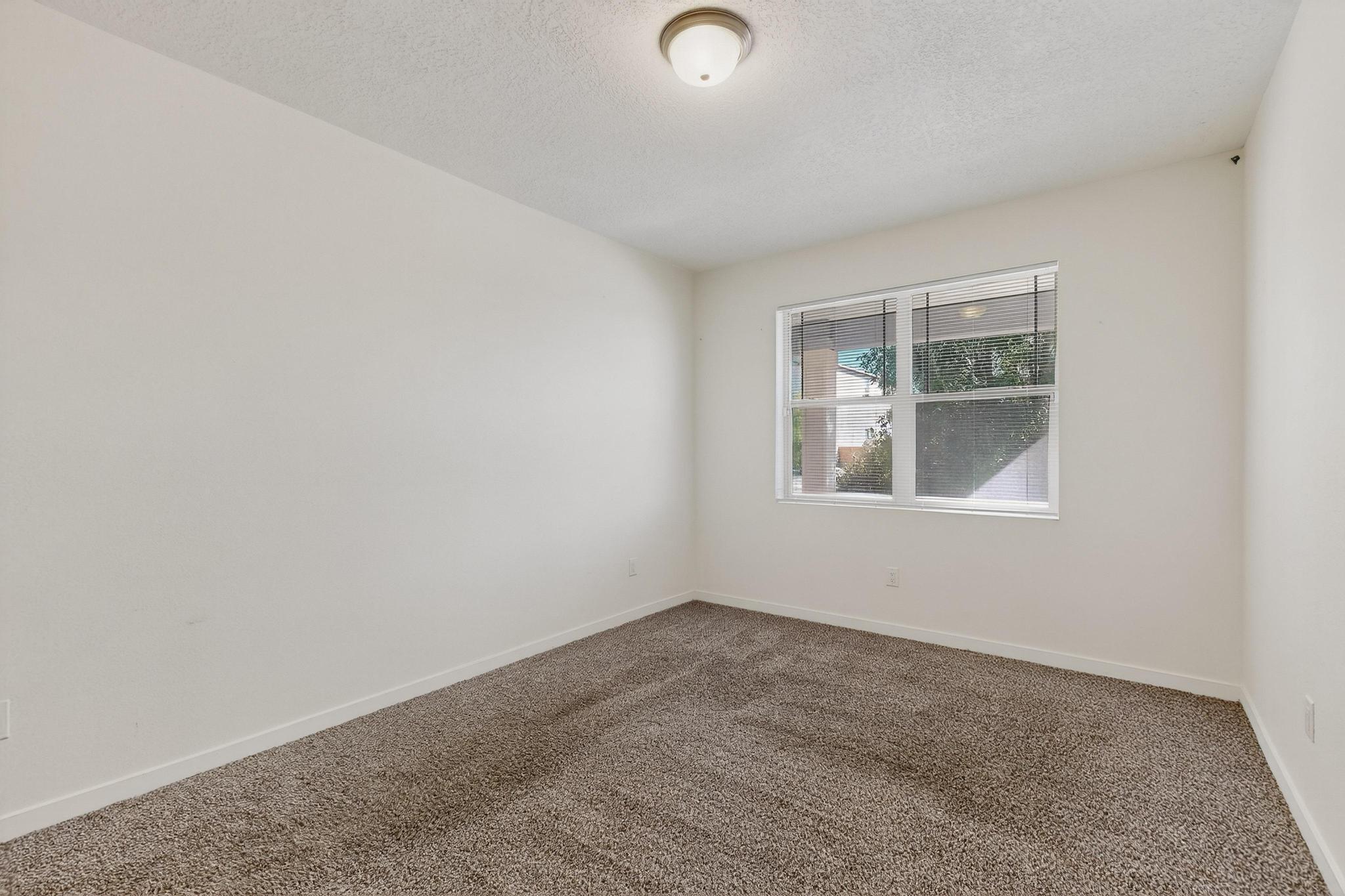 2634 Camino Plata Loop NE