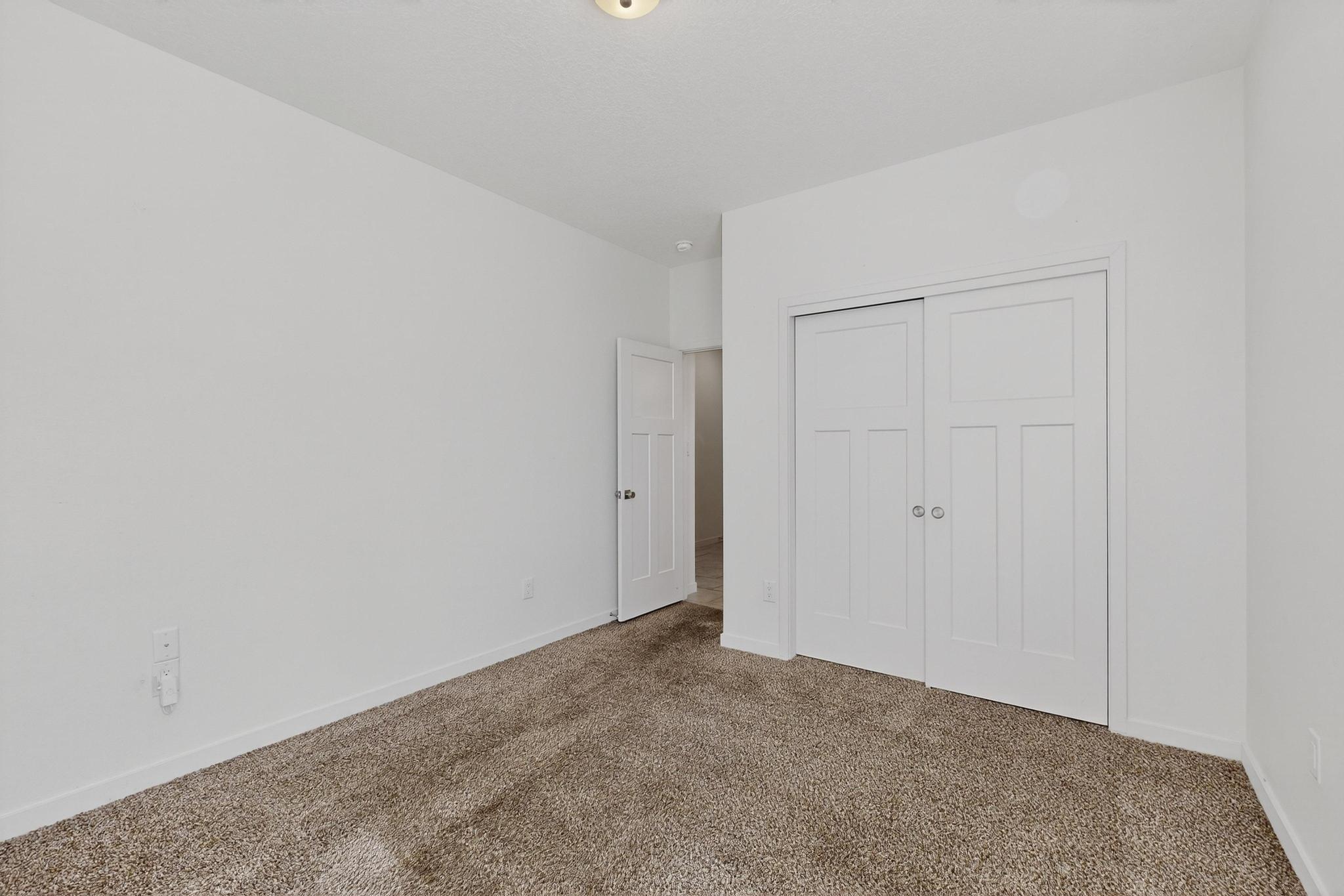 2634 Camino Plata Loop NE