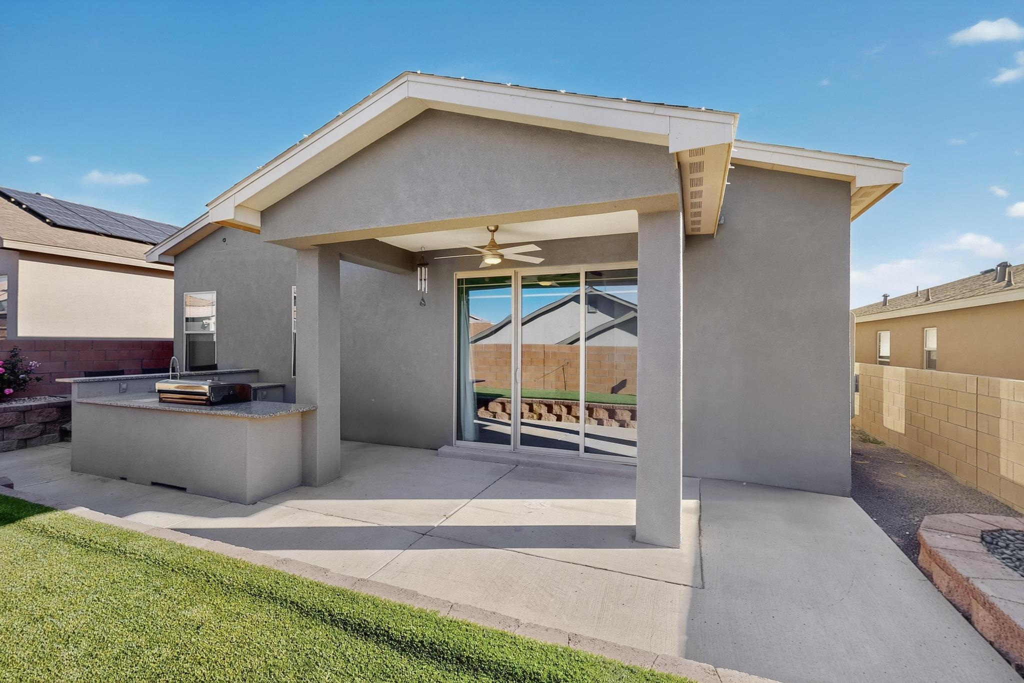 2634 Camino Plata Loop NE