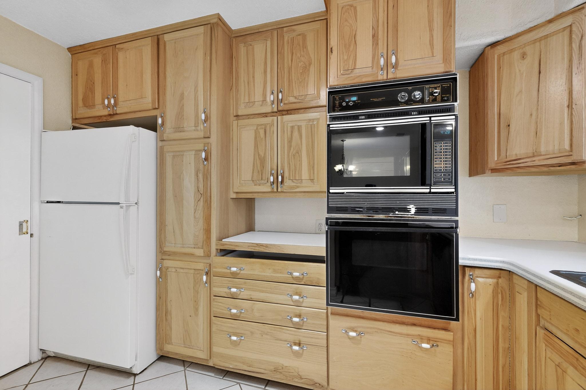 1700 Vassar Drive SE