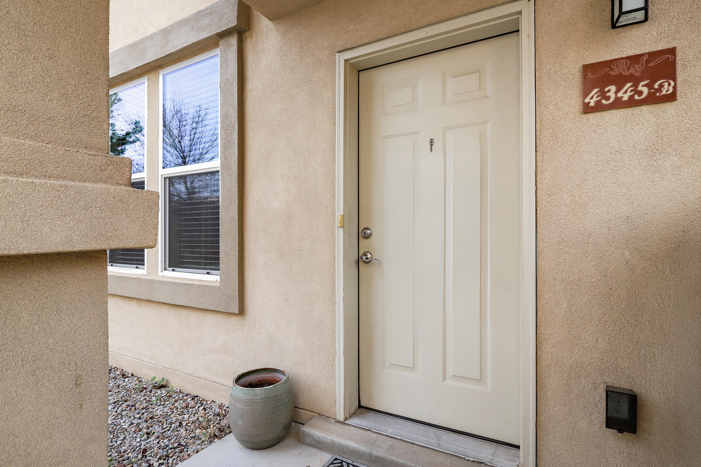 4645 Santo Domingo Street B