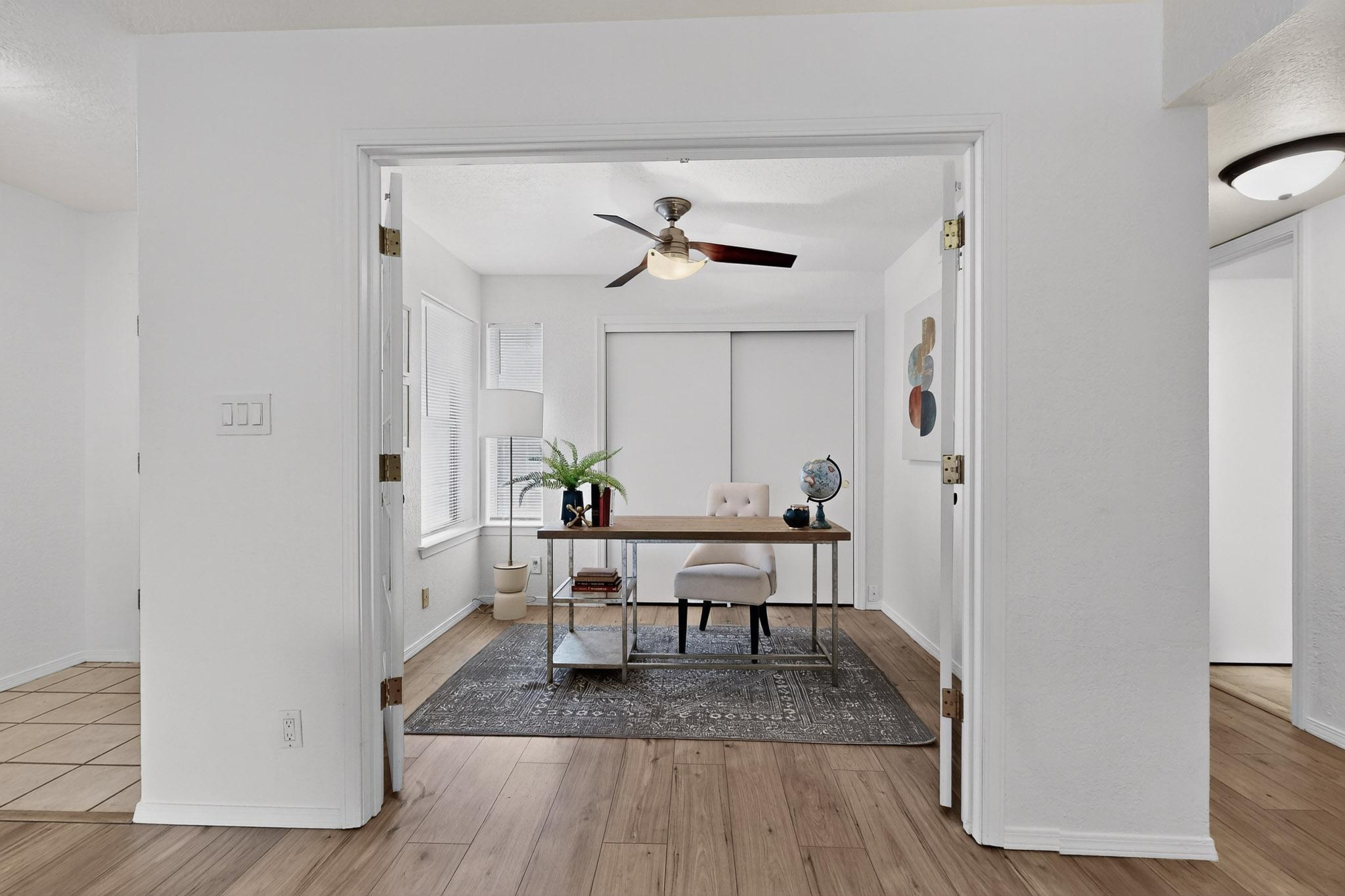 5175 Glenwood Pointe Lane NE