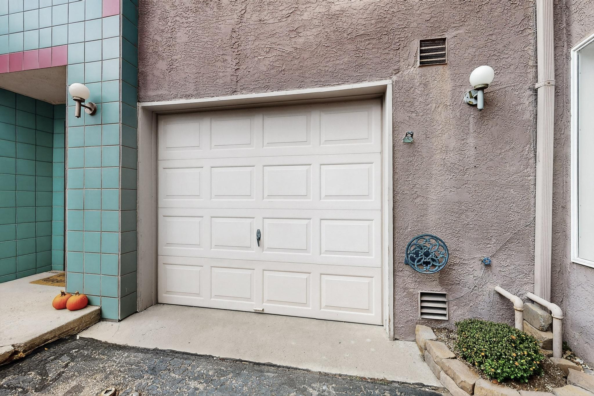 5175 Glenwood Pointe Lane NE