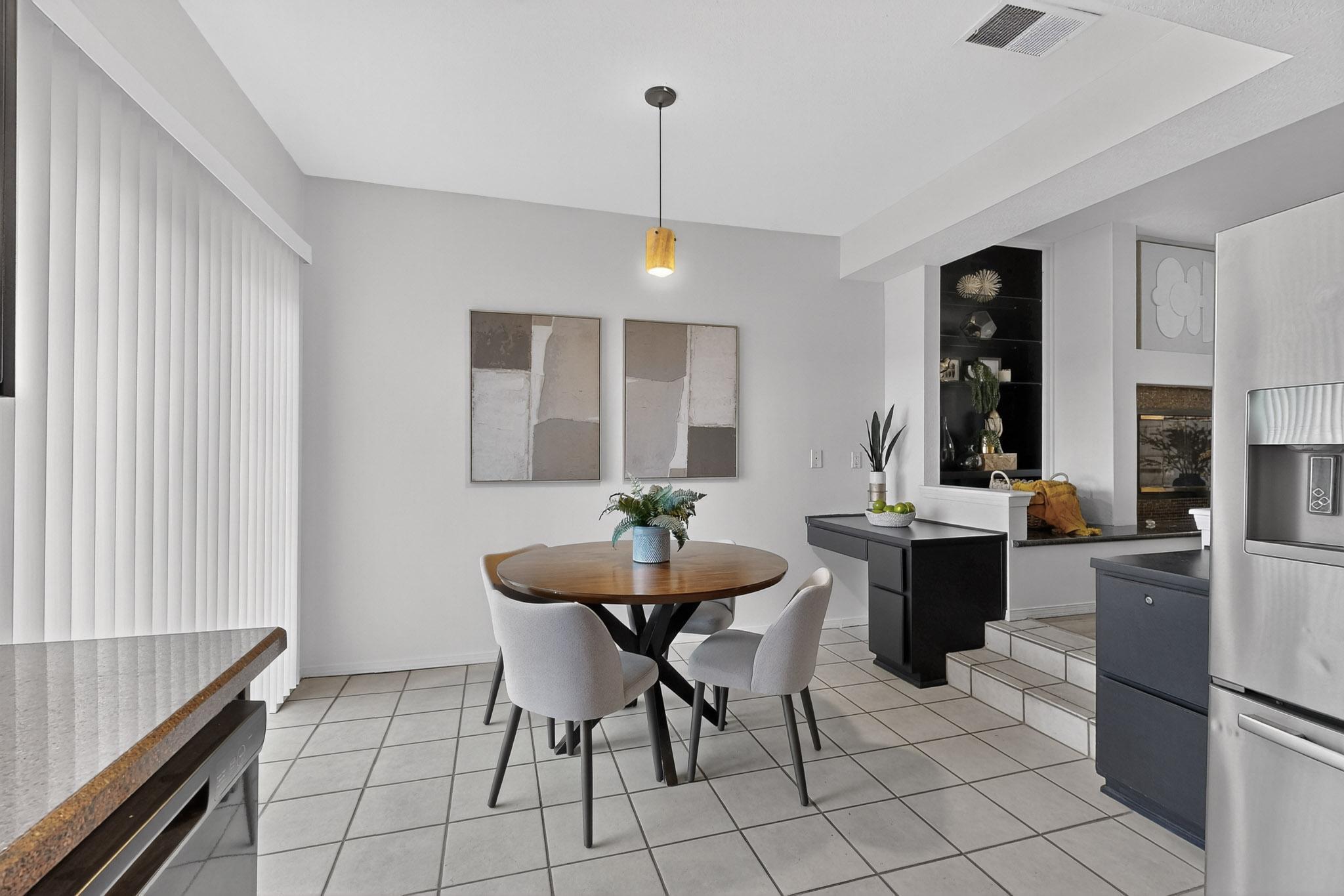 5175 Glenwood Pointe Lane NE