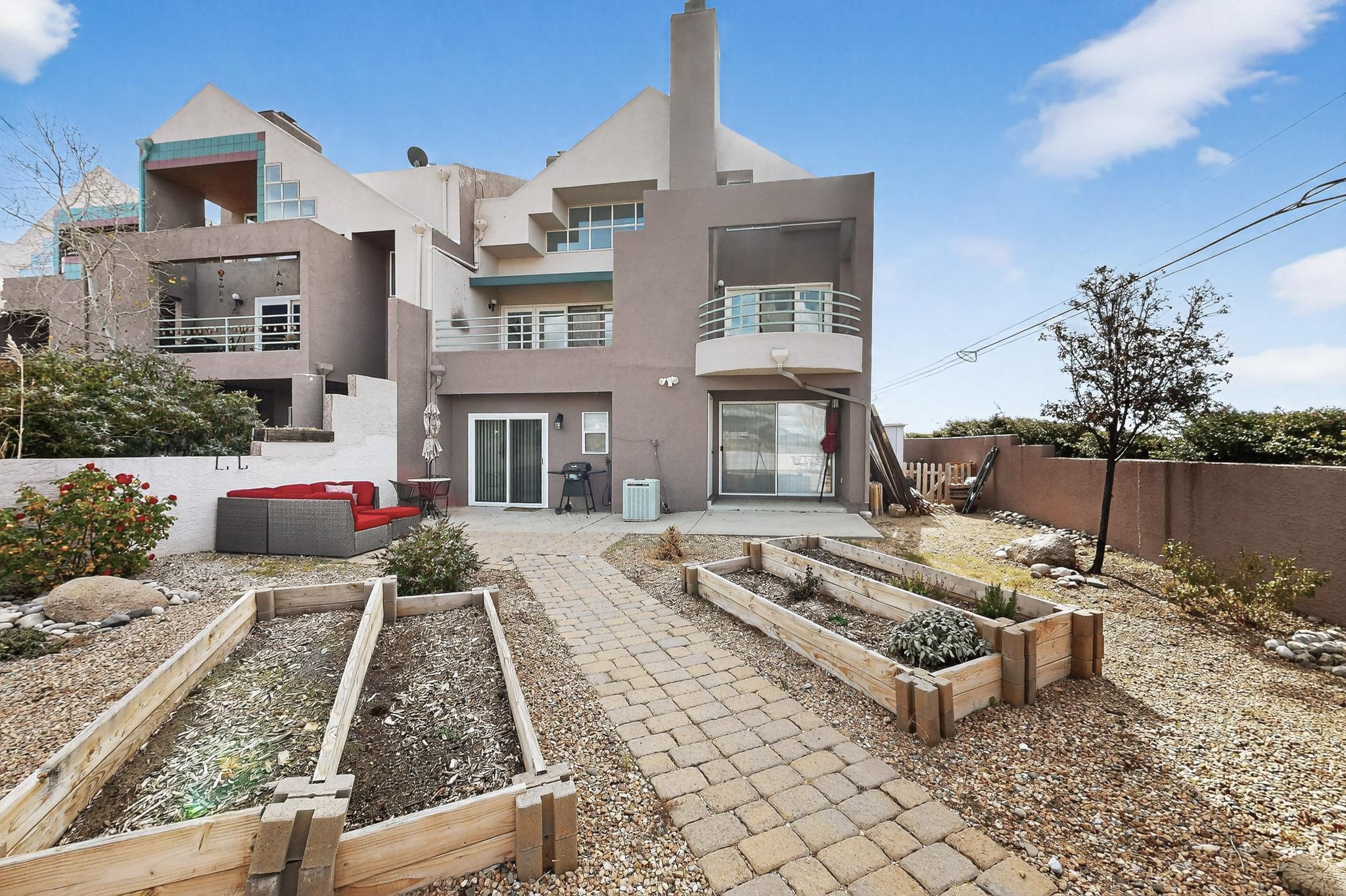 5175 Glenwood Pointe Lane NE