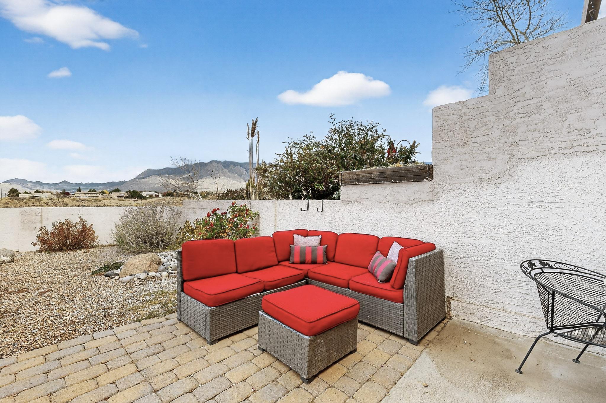 5175 Glenwood Pointe Lane NE