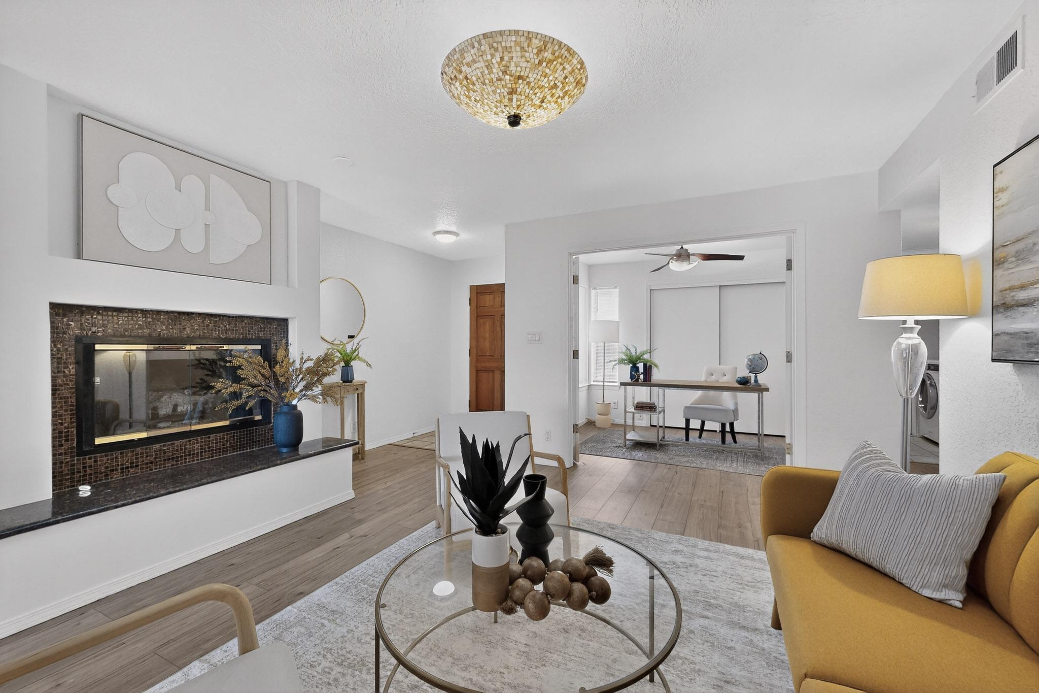 5175 Glenwood Pointe Lane NE