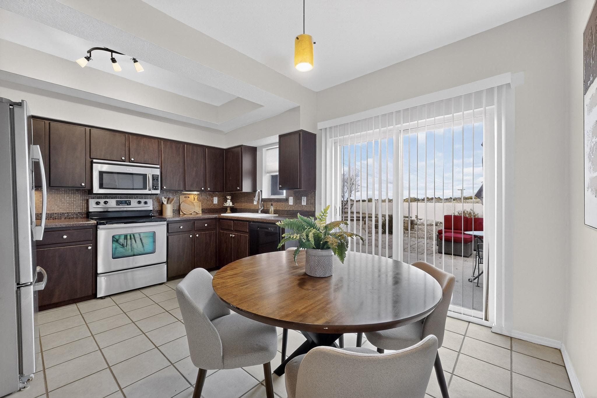 5175 Glenwood Pointe Lane NE