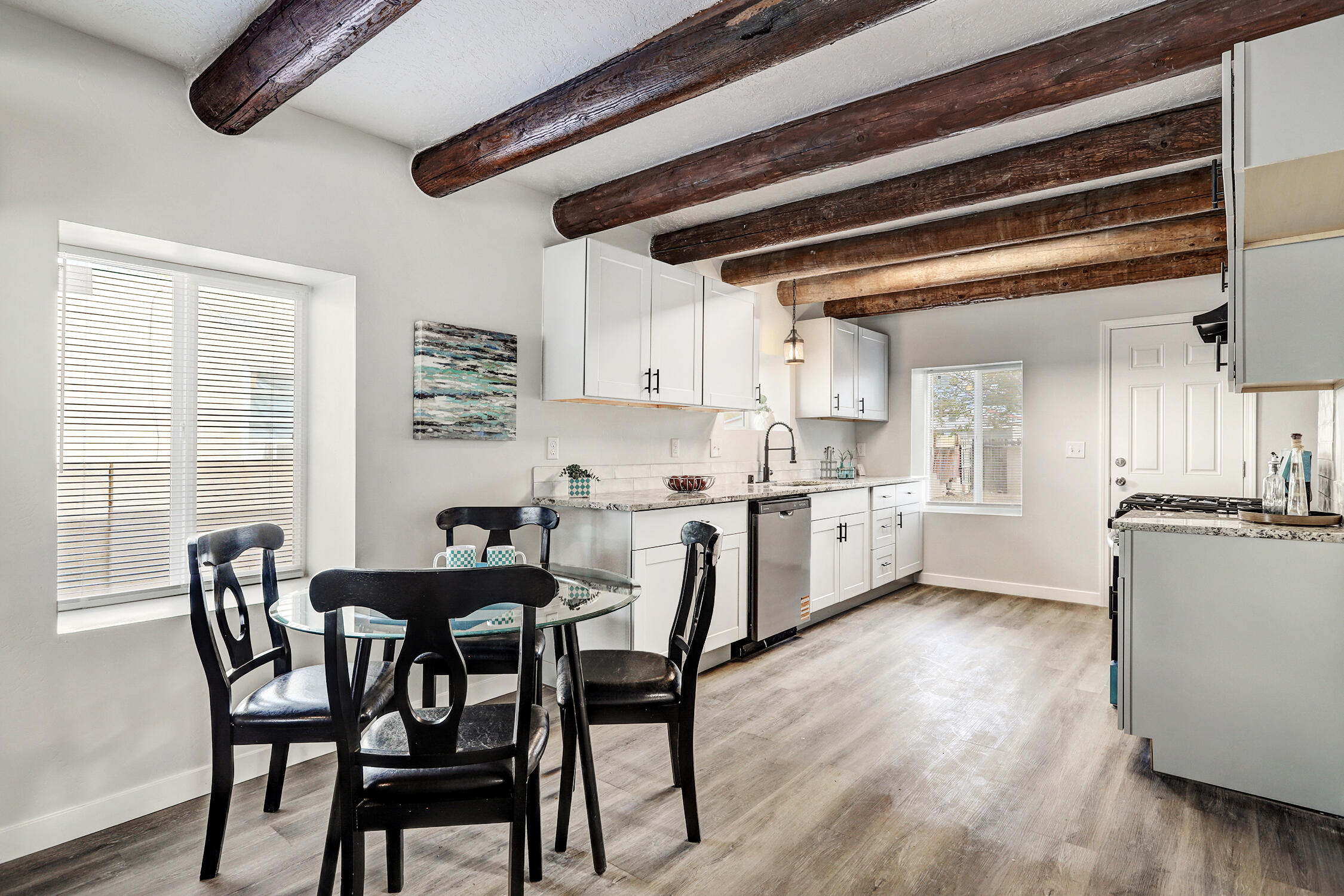 816 Alvarado Drive SE