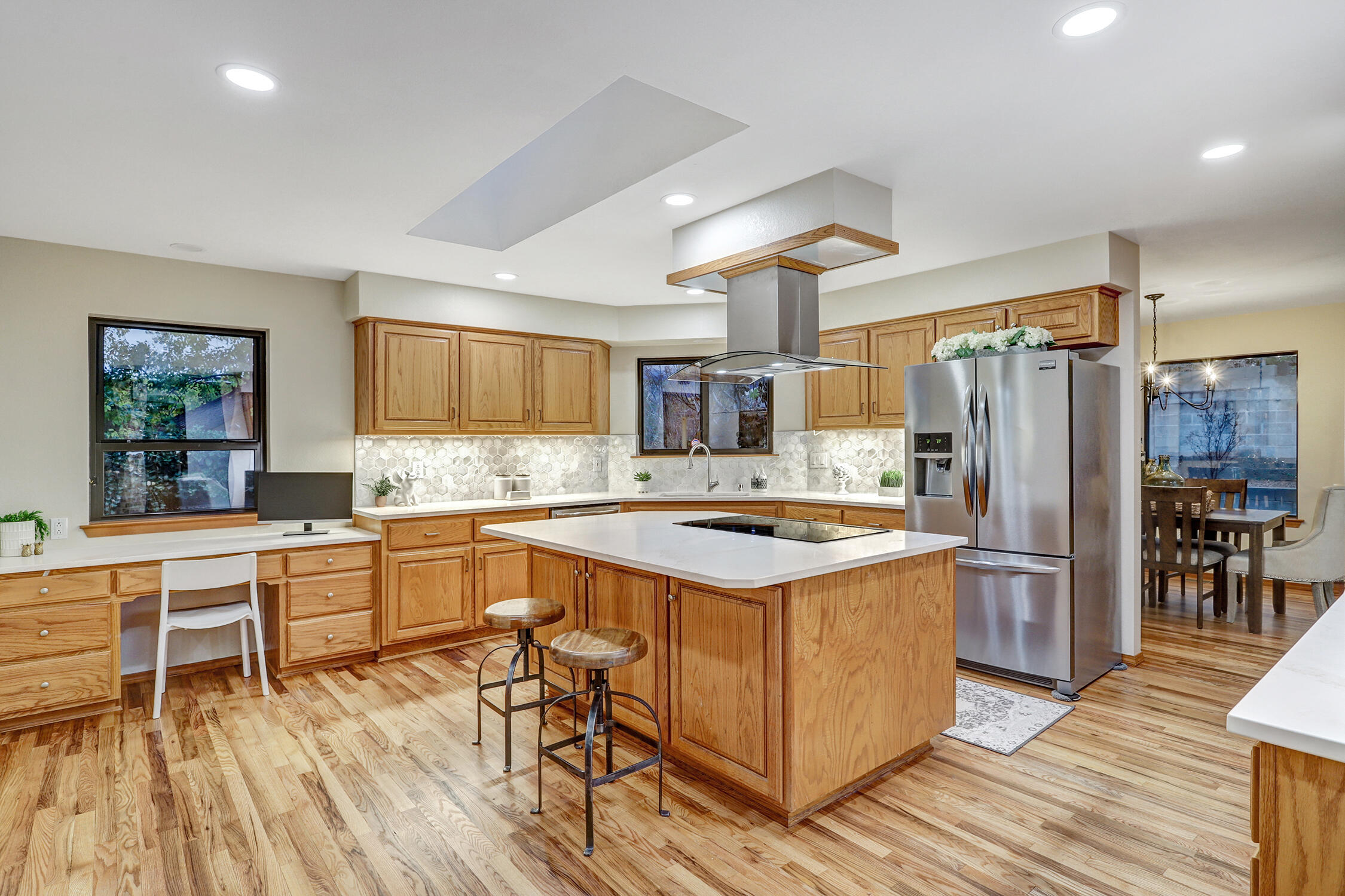 6932 Brandywine Loop NE