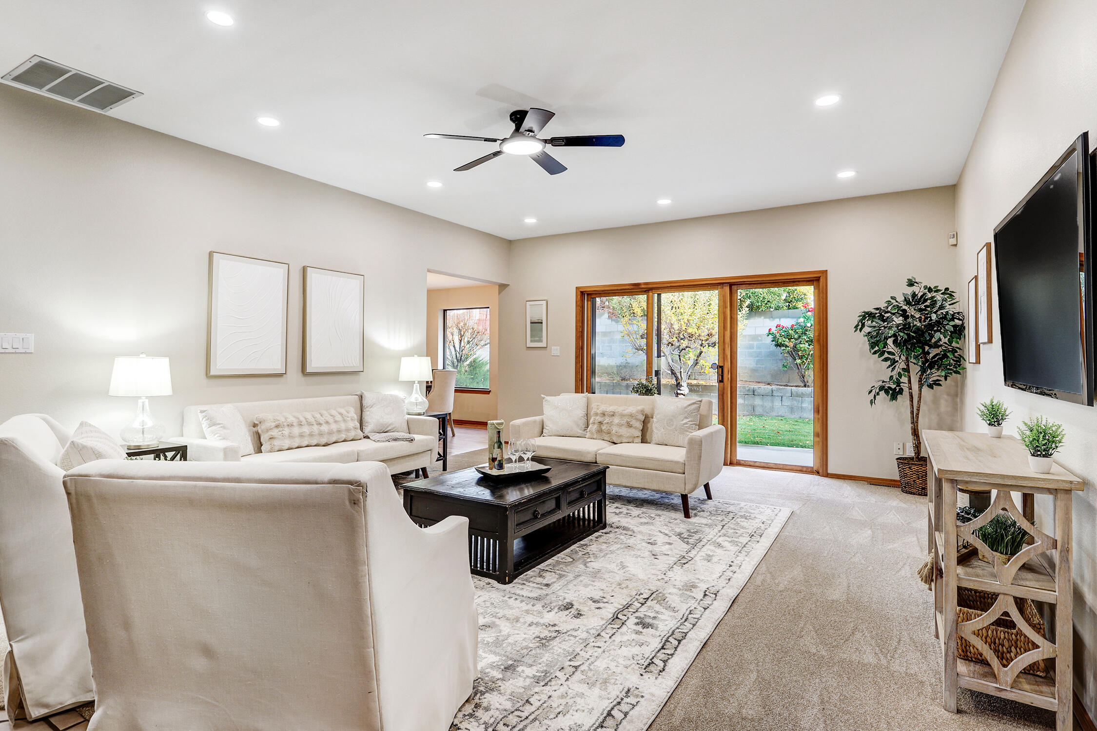 6932 Brandywine Loop NE