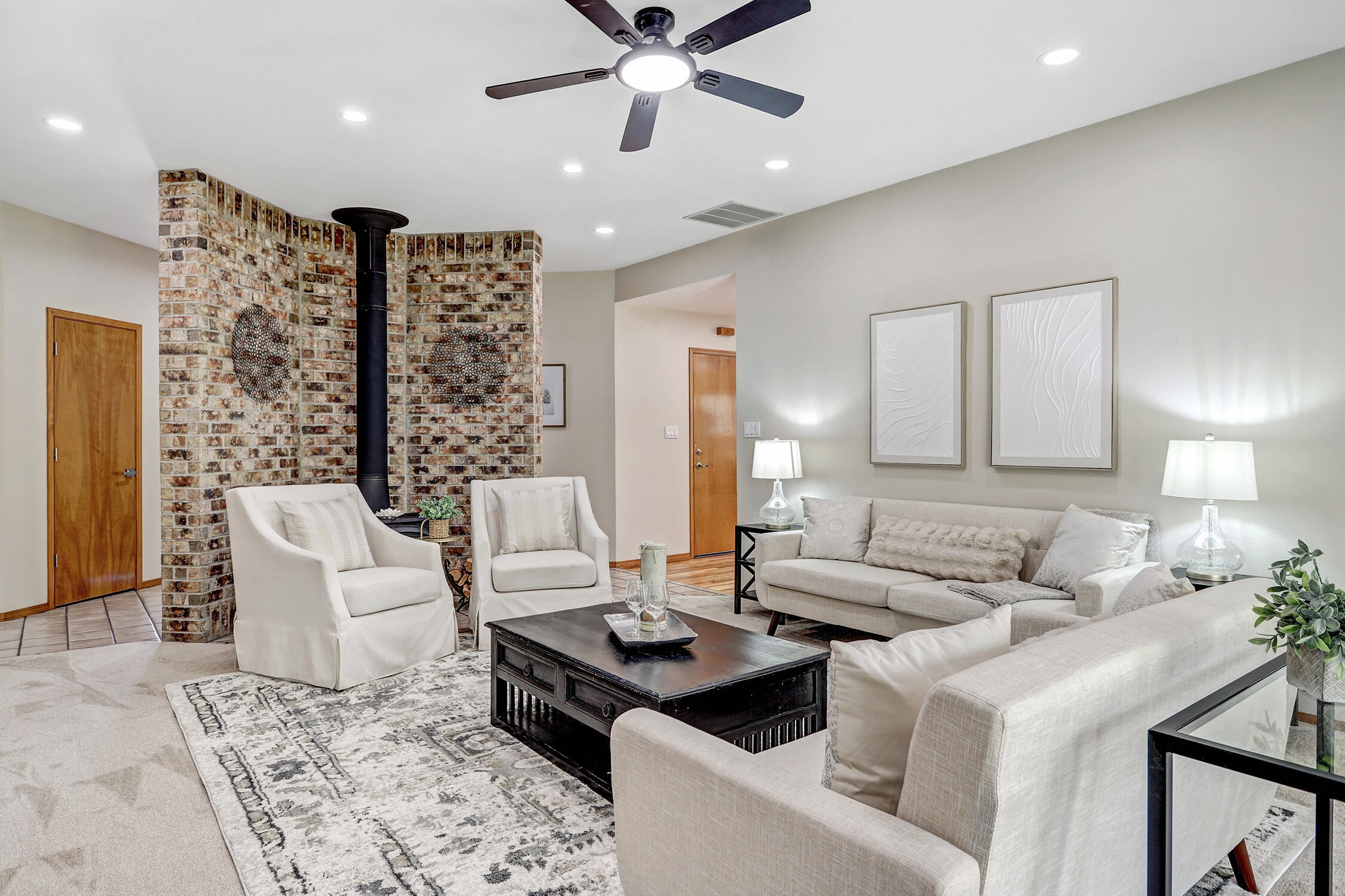 6932 Brandywine Loop NE