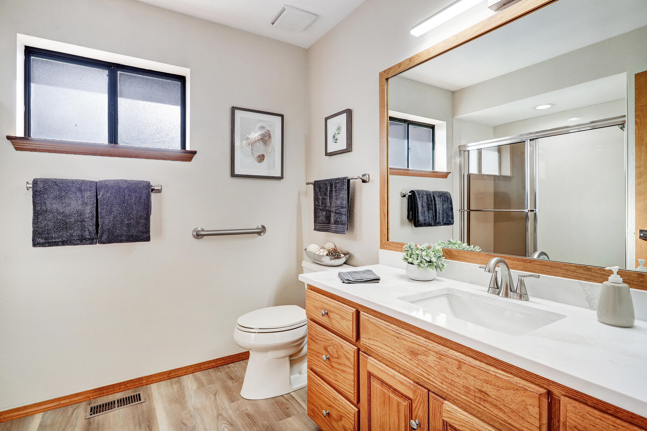 6932 Brandywine Loop NE