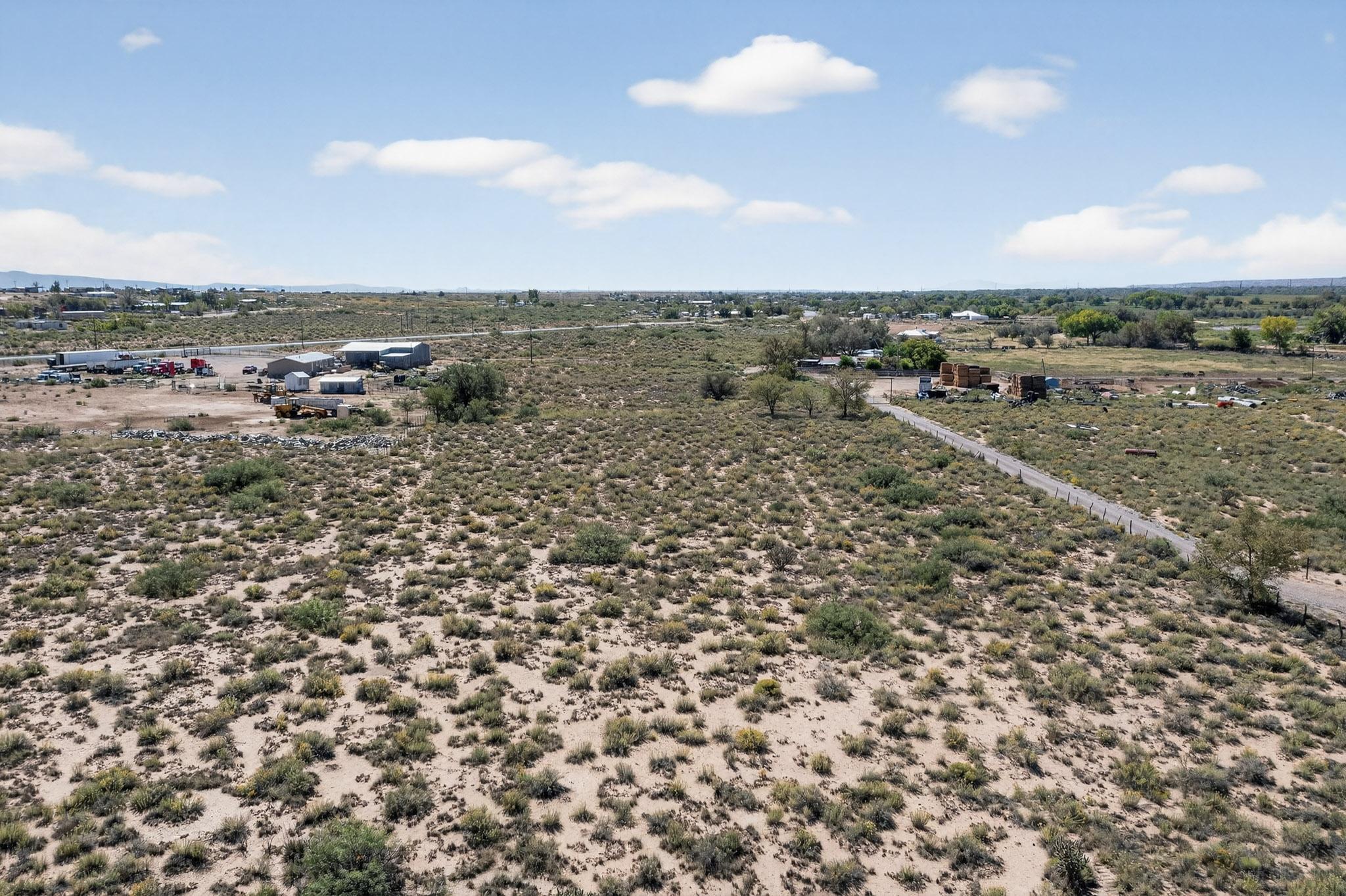 33 acres off Hwy 304