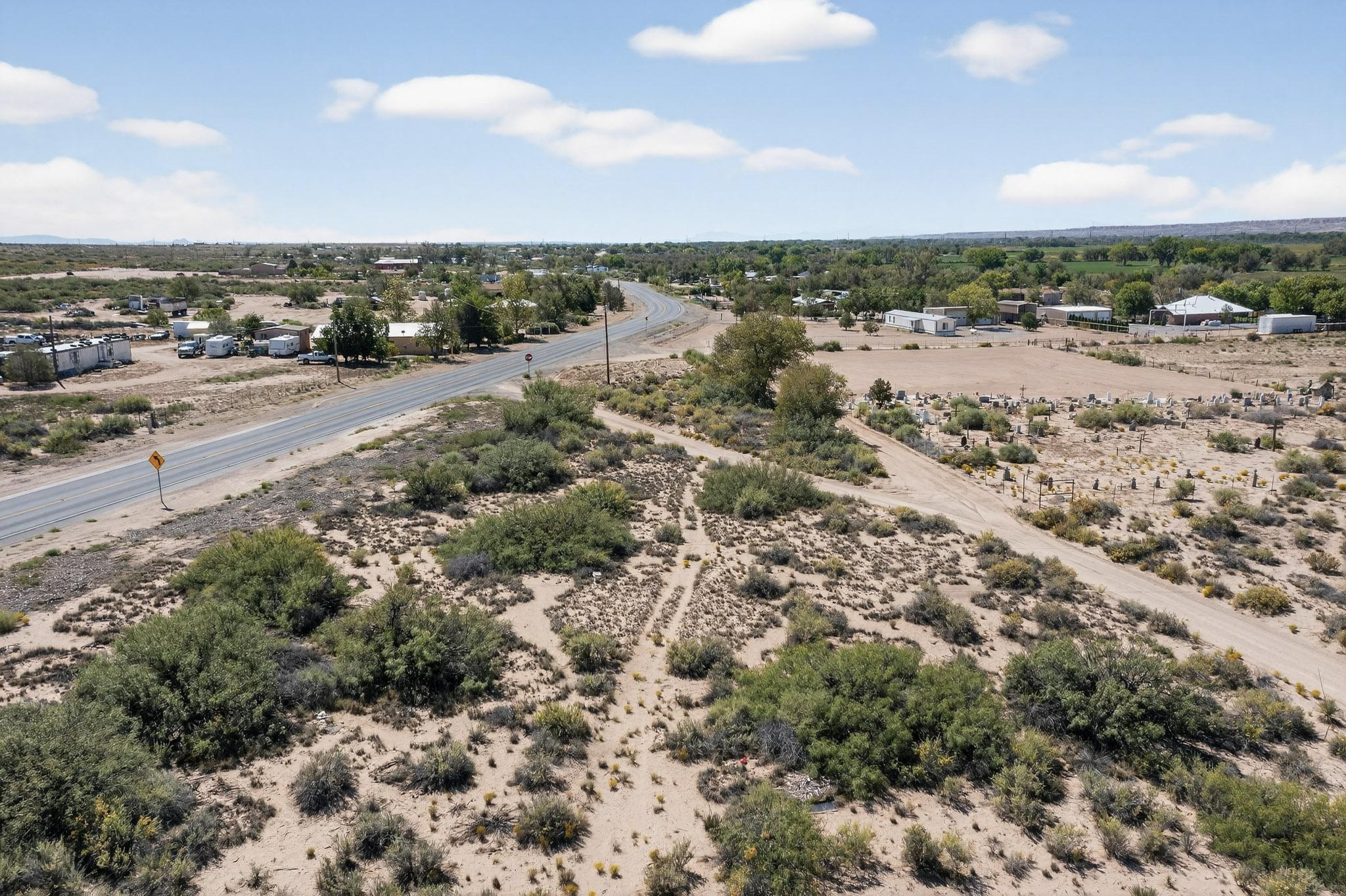 33 acres off Hwy 304
