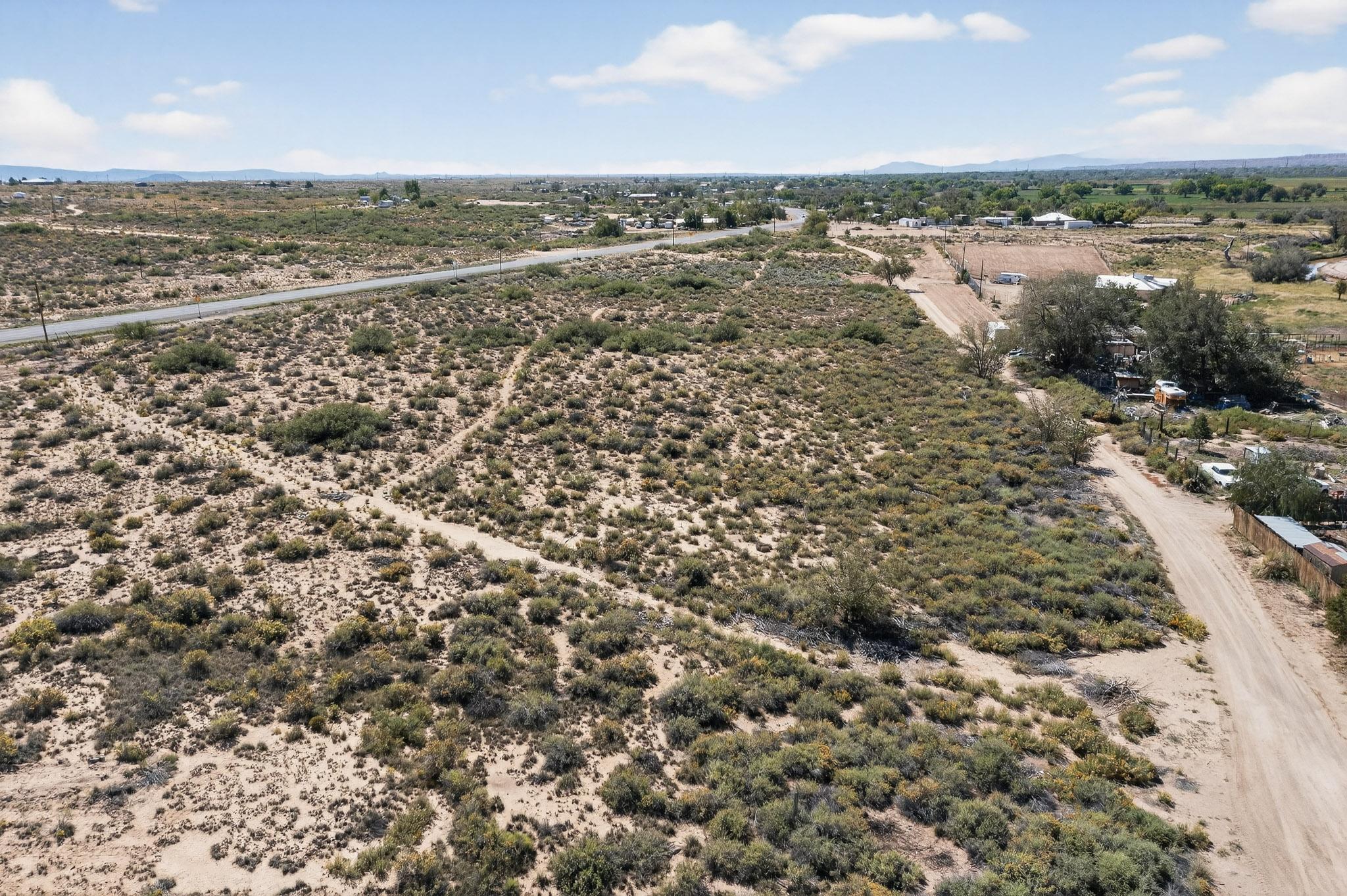 33 acres off Hwy 304